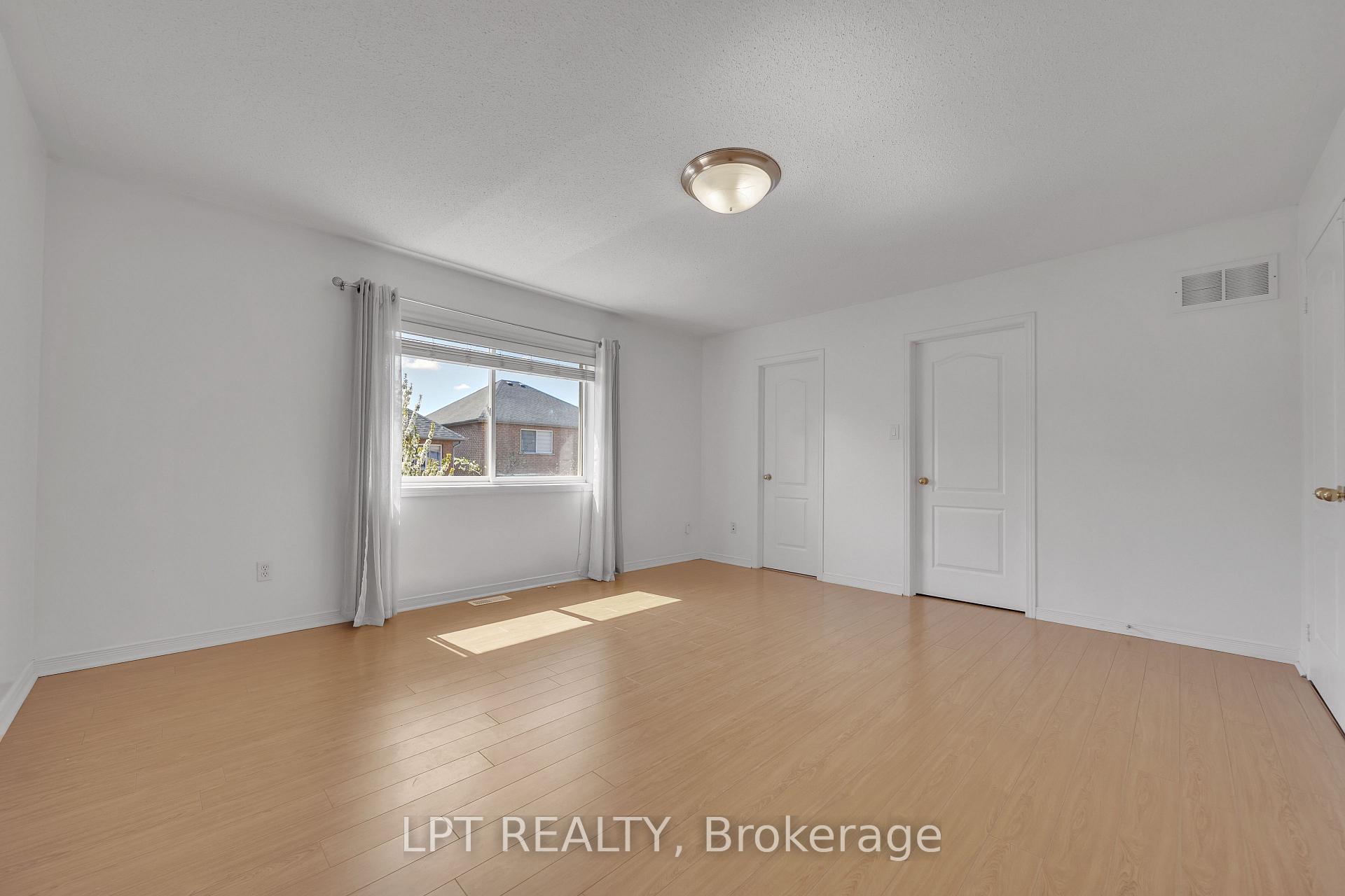 Photo 30 of 83 River Rock Crescent, Brampton, Fletcher's Meadow — HOMEH