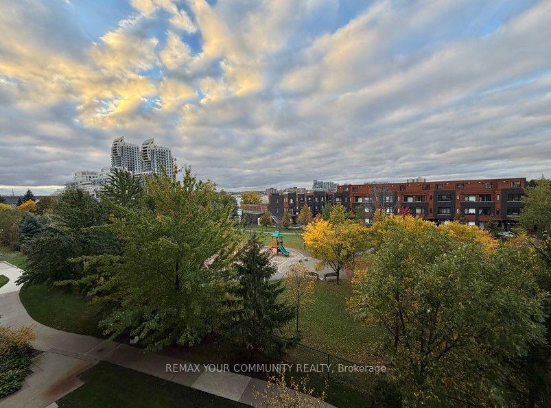 Photo 5 of Unit 402, 350 Red Maple Road, Richmond Hill, Langstaff — HOMEH