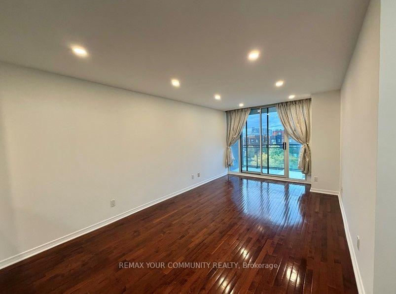 Photo 7 of Unit 402, 350 Red Maple Road, Richmond Hill, Langstaff — HOMEH