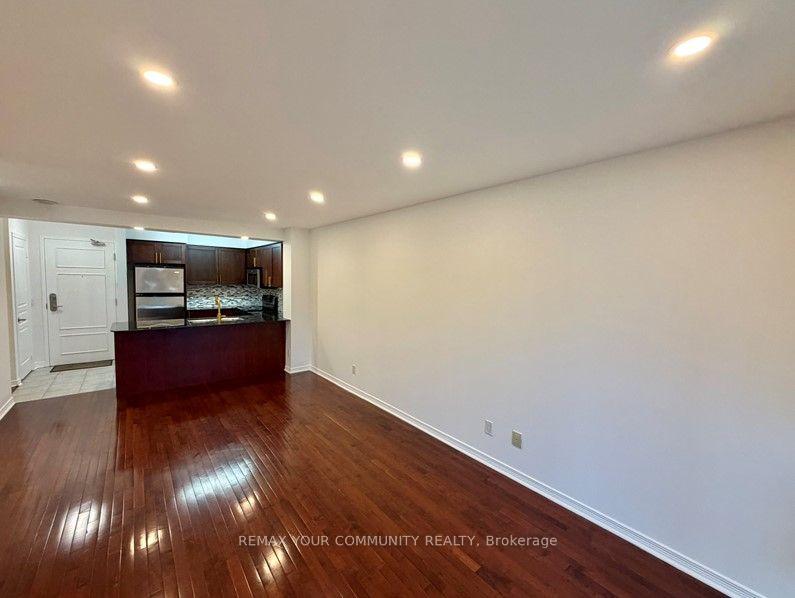 Photo 9 of Unit 402, 350 Red Maple Road, Richmond Hill, Langstaff — HOMEH