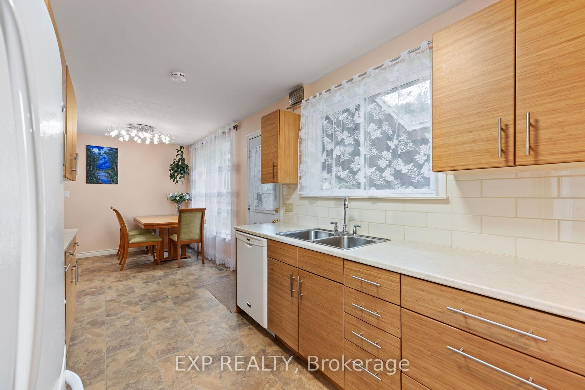 Photo 10 of 30 Harrison Avenue, Aurora, Aurora Village — HOMEH