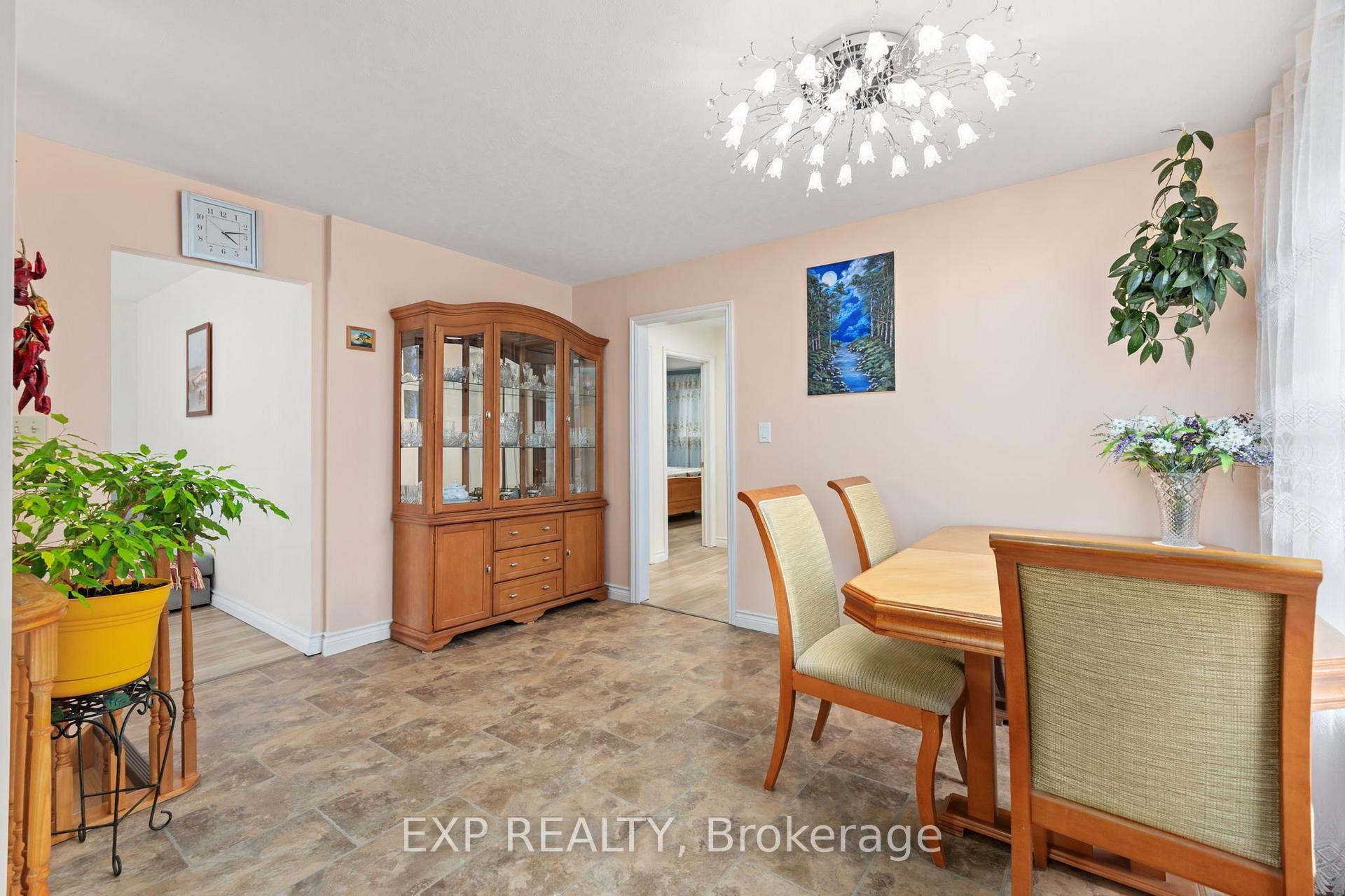Photo 11 of 30 Harrison Avenue, Aurora, Aurora Village — HOMEH