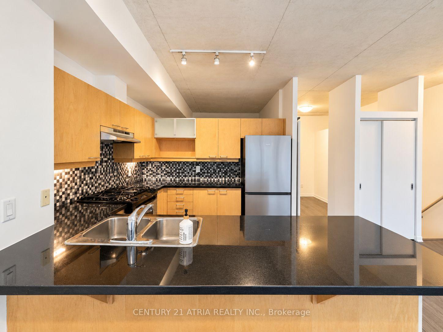 Photo 7 of Unit 519, 333 Adelaide Street E, Toronto, Moss Park — HOMEH