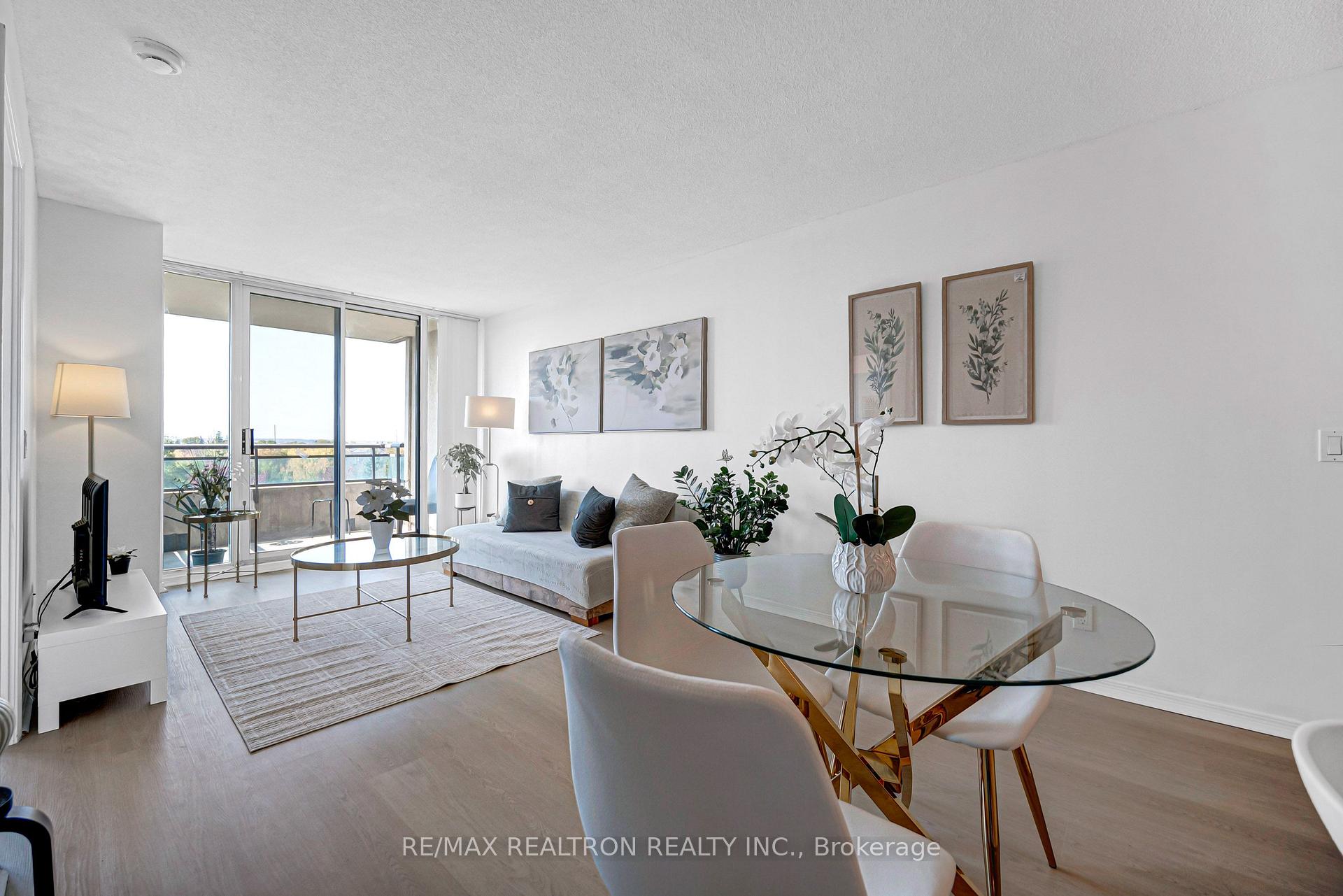 Photo 19 of Unit 601, 330 Red Maple Road, Richmond Hill, Langstaff — HOMEH