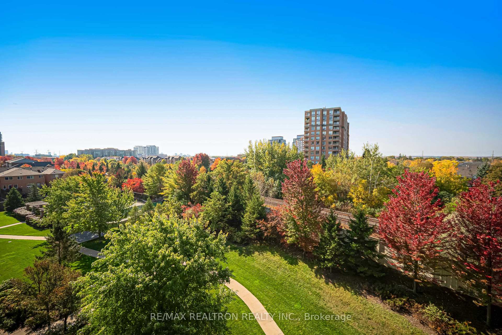 Photo 36 of Unit 601, 330 Red Maple Road, Richmond Hill, Langstaff — HOMEH