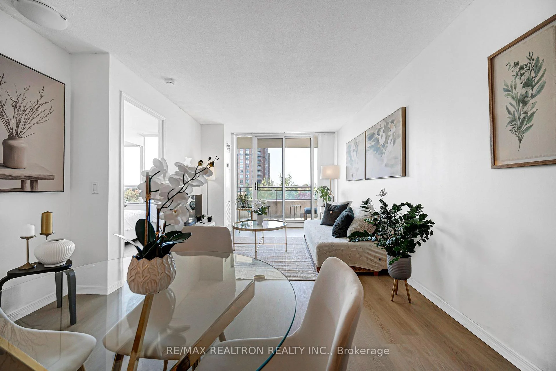 Photo 27 of Unit 601, 330 Red Maple Road, Richmond Hill, Langstaff — HOMEH