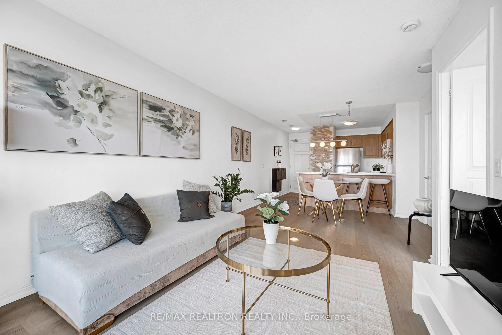Photo 42 of Unit 601, 330 Red Maple Road, Richmond Hill, Langstaff — HOMEH