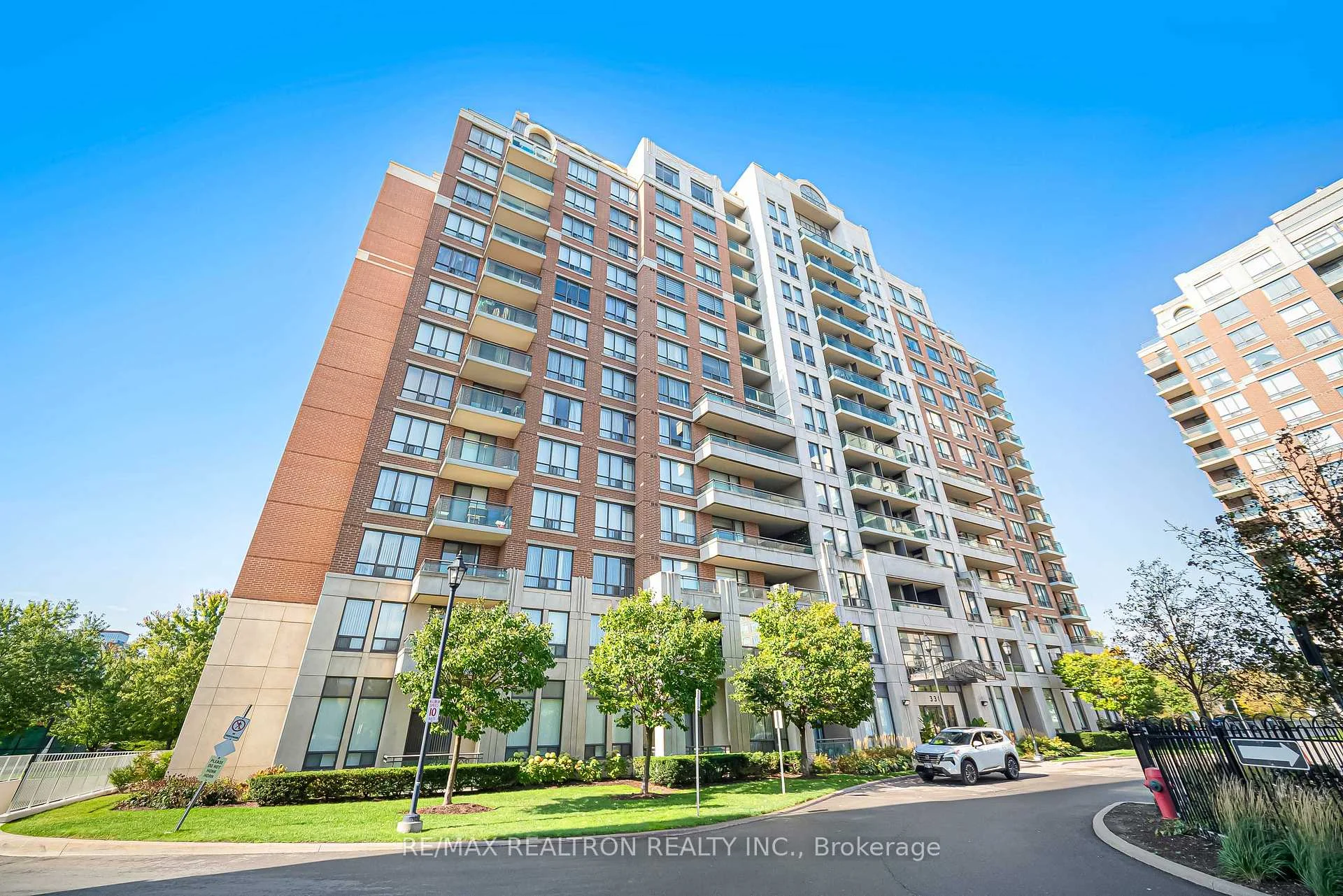 Photo 44 of Unit 601, 330 Red Maple Road, Richmond Hill, Langstaff — HOMEH