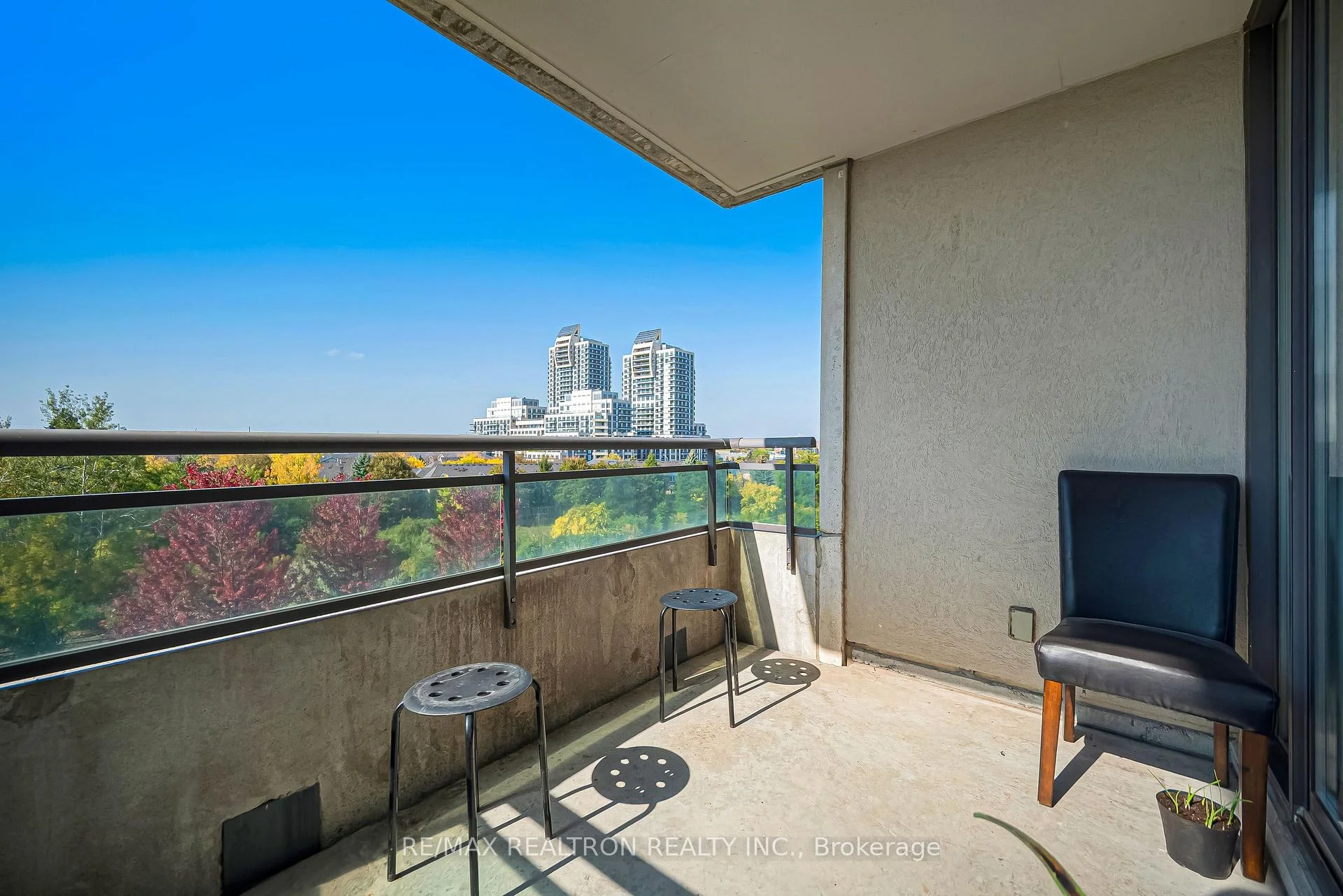 Photo 48 of Unit 601, 330 Red Maple Road, Richmond Hill, Langstaff — HOMEH