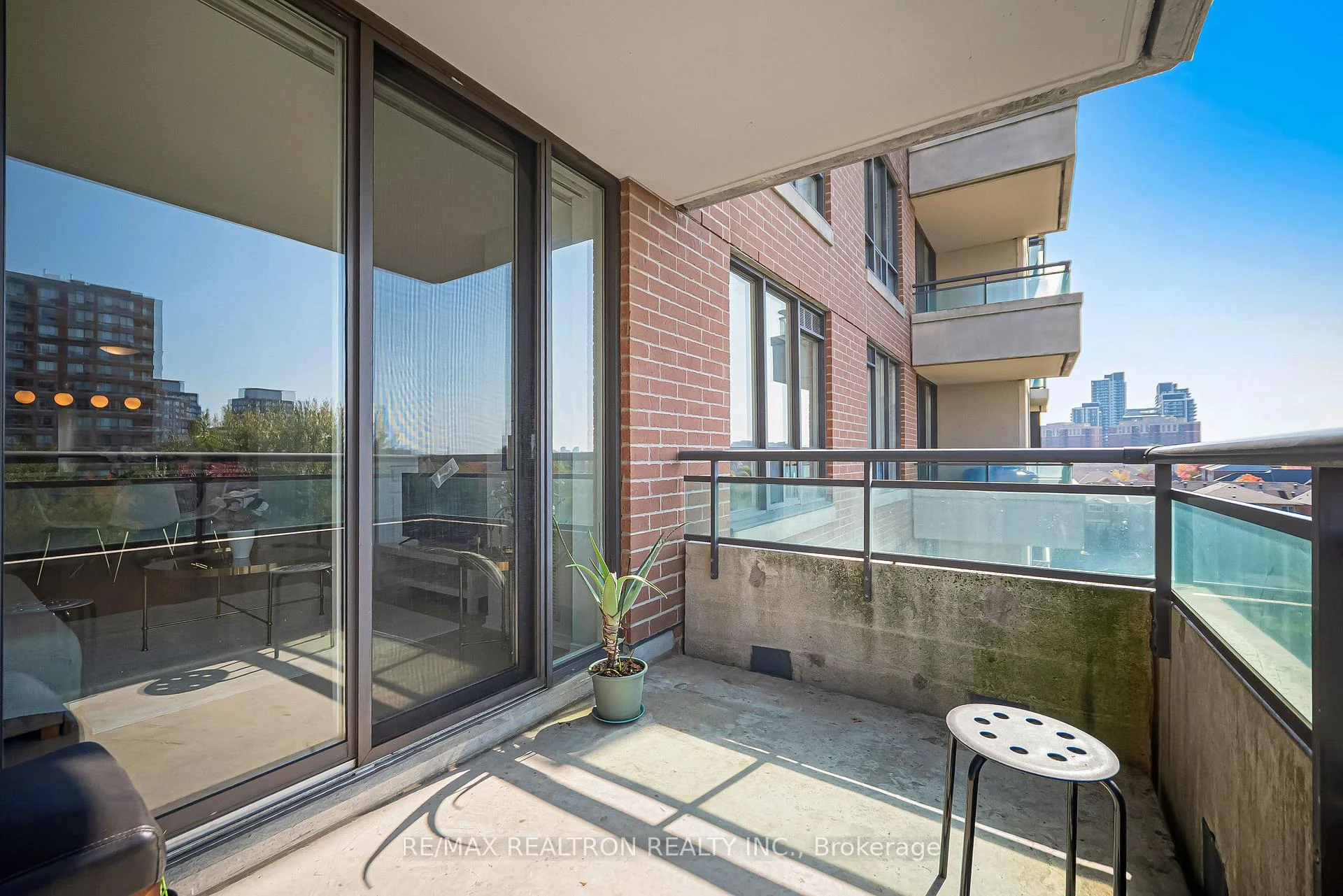 Photo 50 of Unit 601, 330 Red Maple Road, Richmond Hill, Langstaff — HOMEH