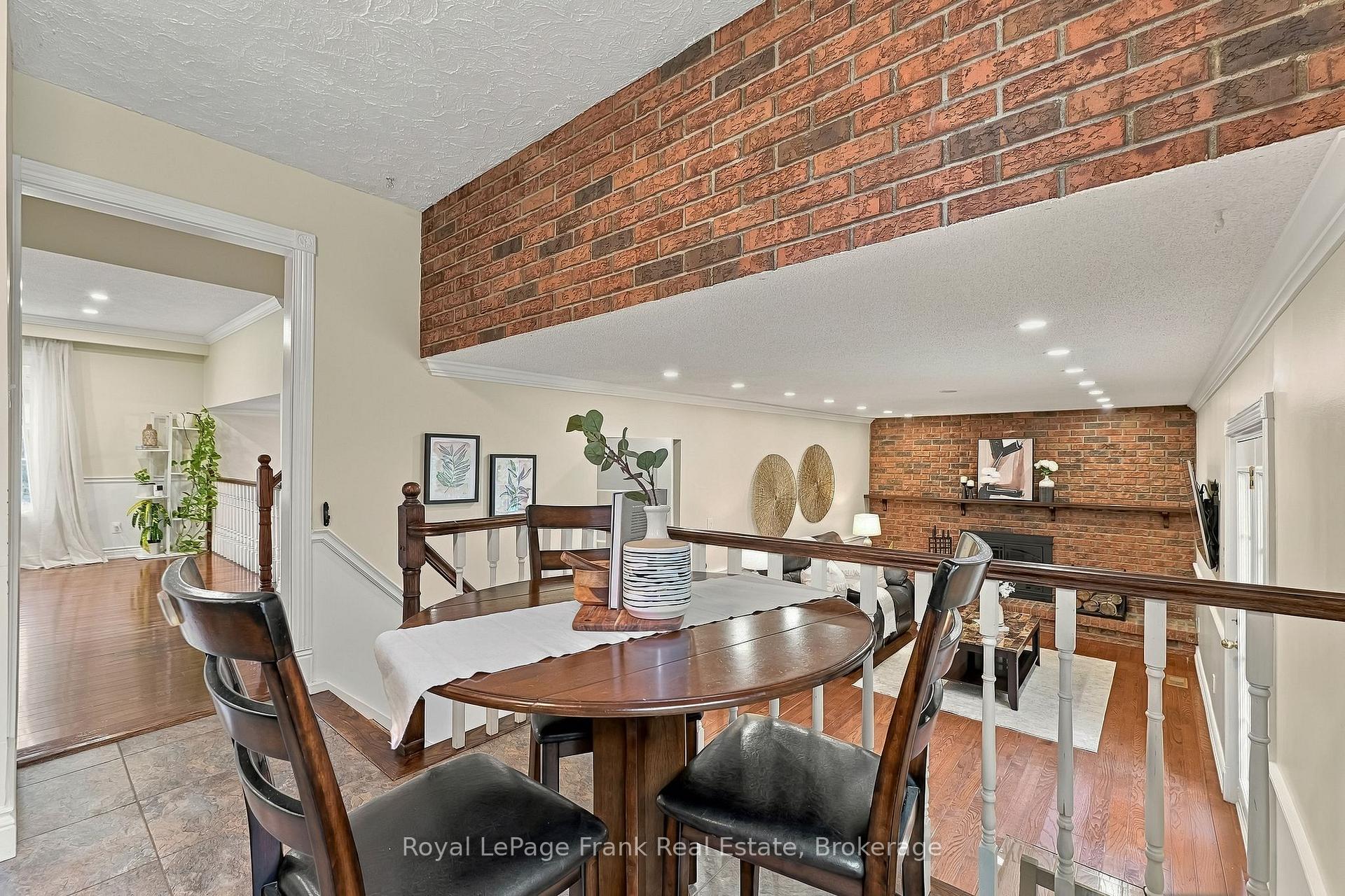 Photo 19 of 15 Hillier Street, Clarington, Bowmanville — HOMEH