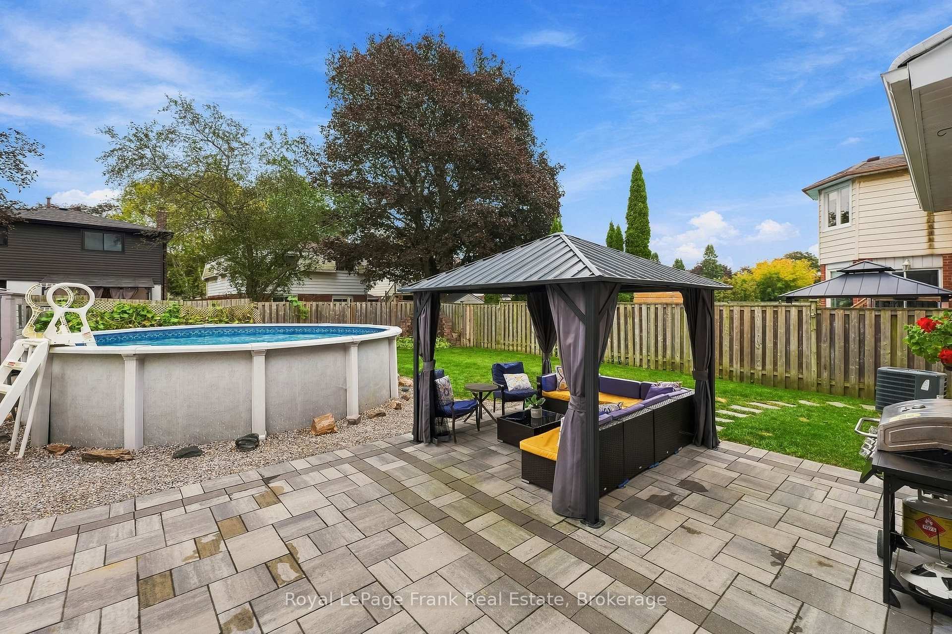 Photo 46 of 15 Hillier Street, Clarington, Bowmanville — HOMEH