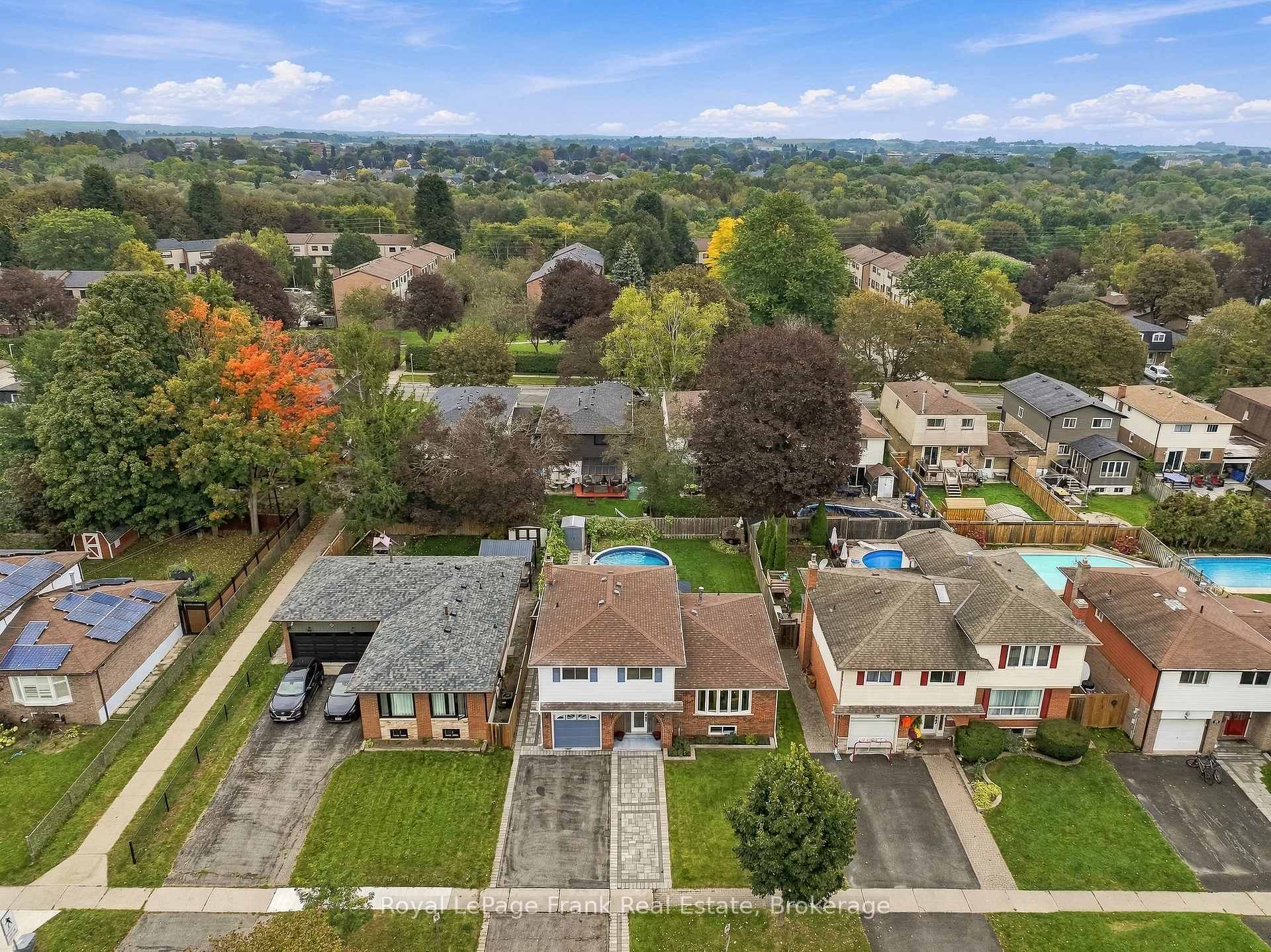 Photo 52 of 15 Hillier Street, Clarington, Bowmanville — HOMEH