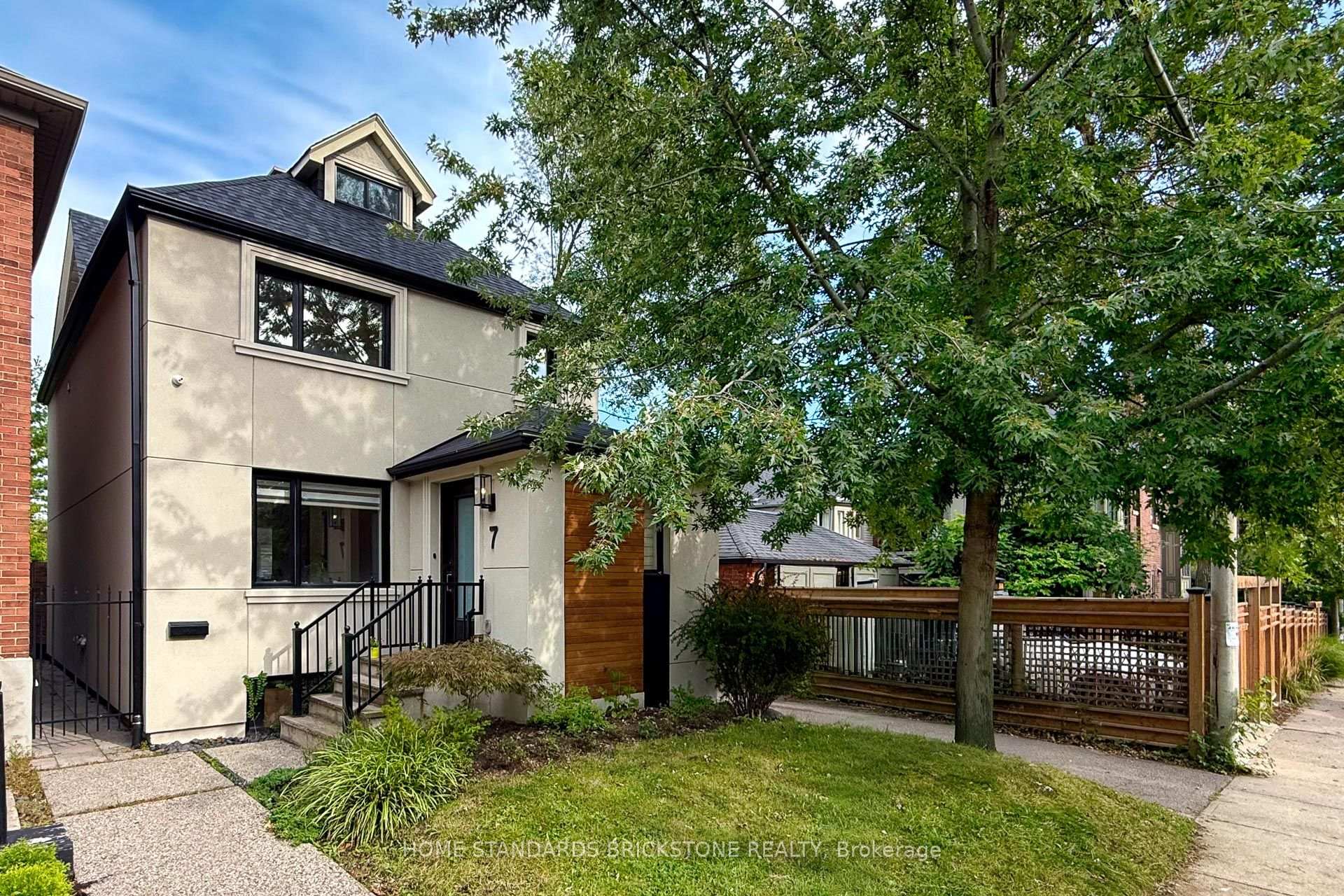 Photo 2 of 7 Heather Street, Toronto, Lawrence Park South — HOMEH