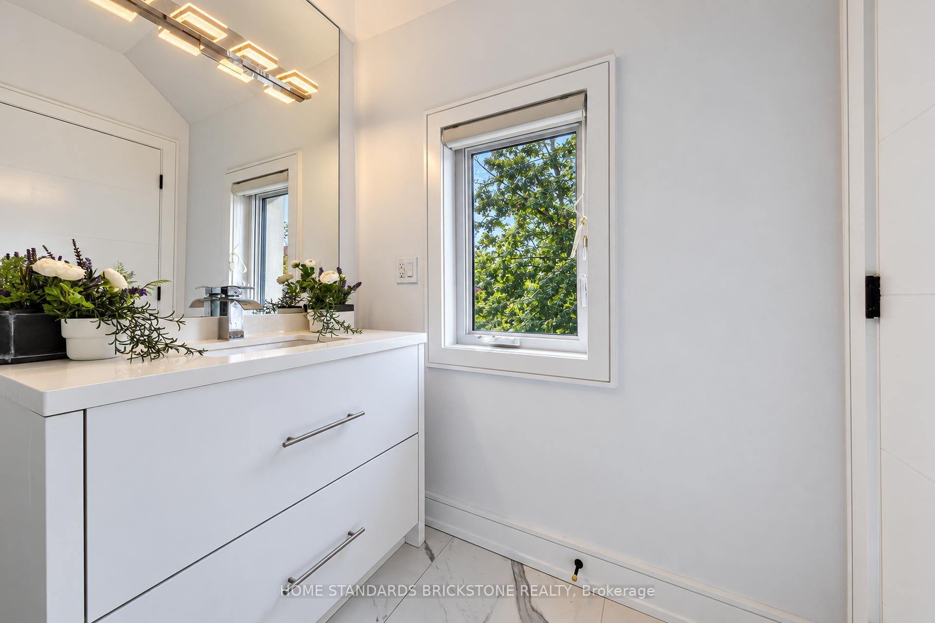 Photo 22 of 7 Heather Street, Toronto, Lawrence Park South — HOMEH