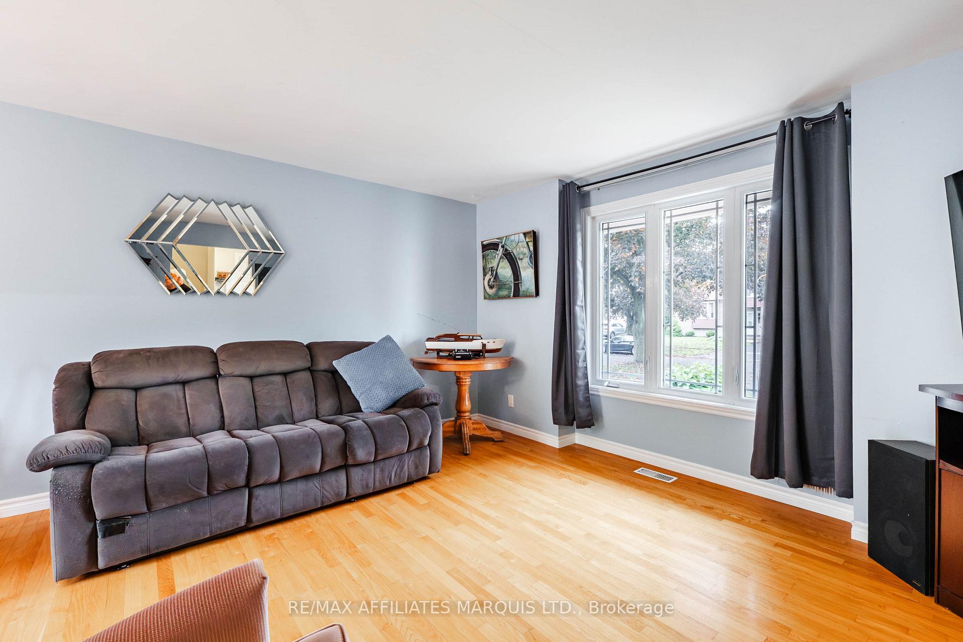 Photo 10 of 361 Angela Crescent, Cornwall, Cornwall — HOMEH