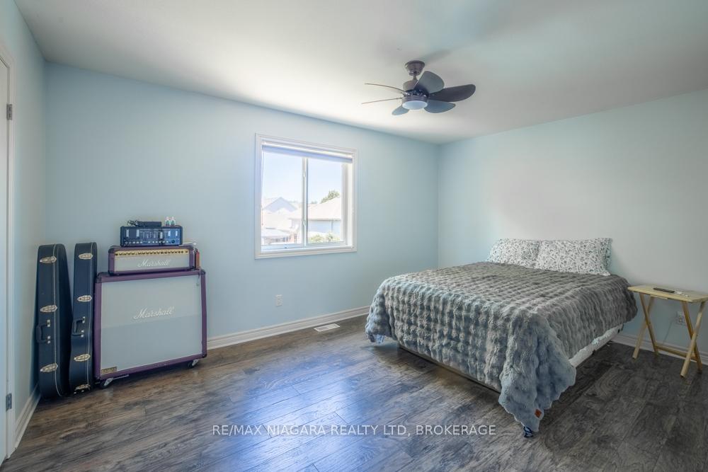 Photo 25 of 374 Pelham Road, St. Catharines, Rykert/Vansickle — HOMEH