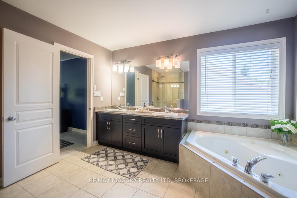 Photo 31 of 374 Pelham Road, St. Catharines, Rykert/Vansickle — HOMEH