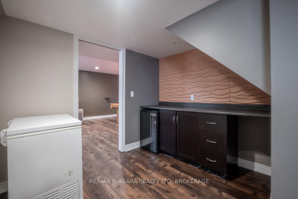 Photo 40 of 374 Pelham Road, St. Catharines, Rykert/Vansickle — HOMEH