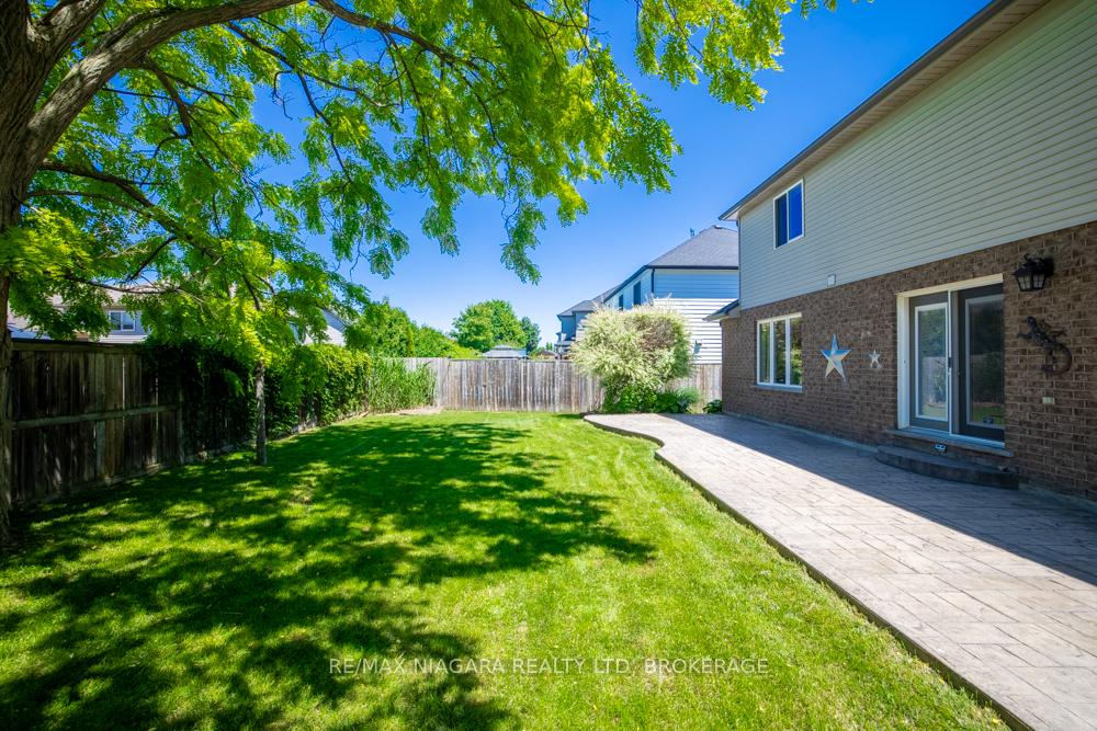 Photo 41 of 374 Pelham Road, St. Catharines, Rykert/Vansickle — HOMEH