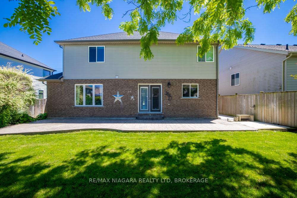 Photo 44 of 374 Pelham Road, St. Catharines, Rykert/Vansickle — HOMEH
