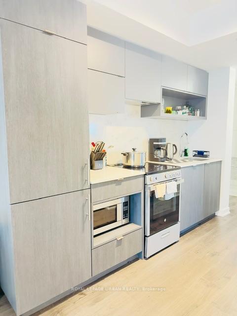Photo 6 of Unit 1106, 100 Queen Street E, Toronto, Church-Yonge Corridor — HOMEH