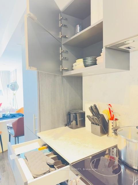 Photo 7 of Unit 1106, 100 Queen Street E, Toronto, Church-Yonge Corridor — HOMEH