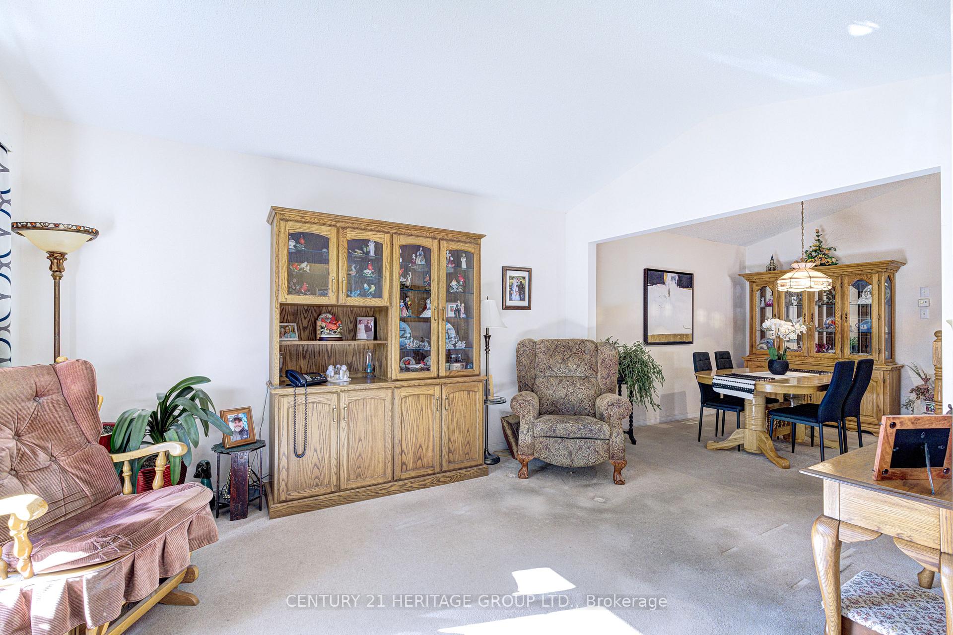Photo 9 of 78 Sulmona Drive, Hamilton, Broughton — HOMEH