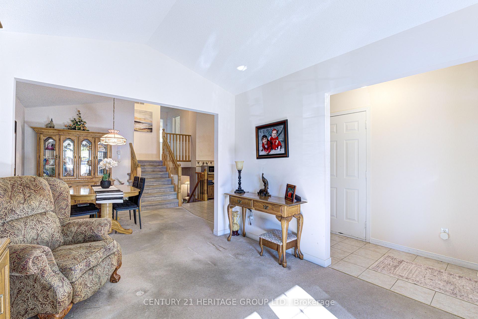 Photo 10 of 78 Sulmona Drive, Hamilton, Broughton — HOMEH