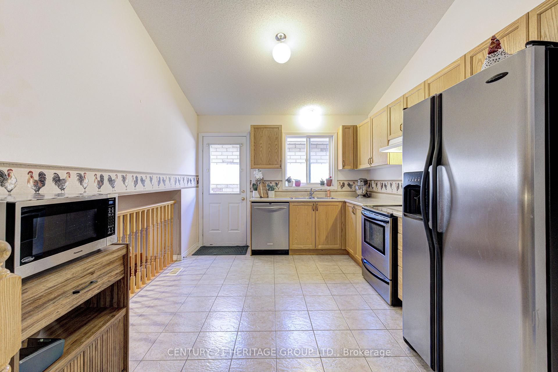 Photo 19 of 78 Sulmona Drive, Hamilton, Broughton — HOMEH