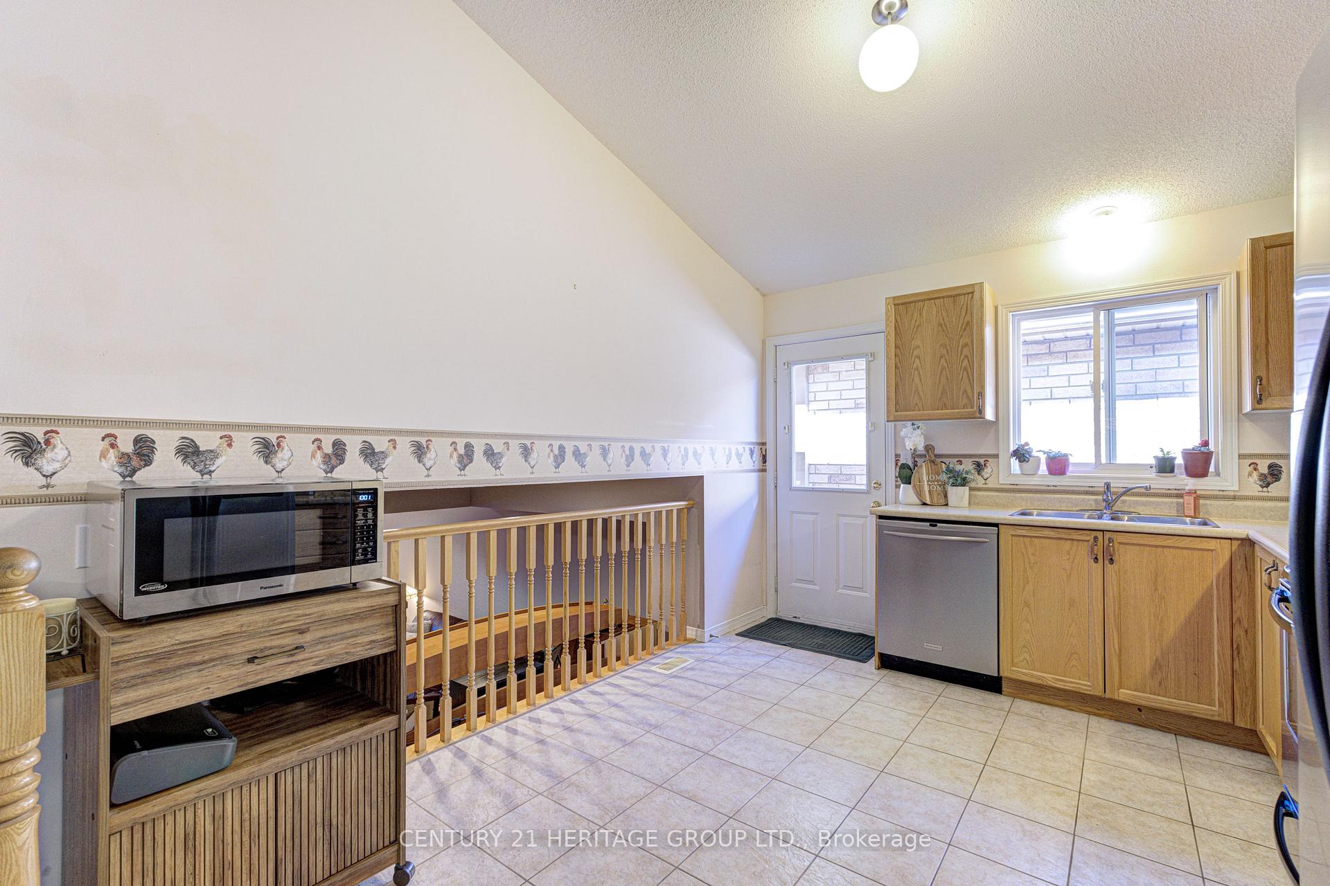 Photo 20 of 78 Sulmona Drive, Hamilton, Broughton — HOMEH
