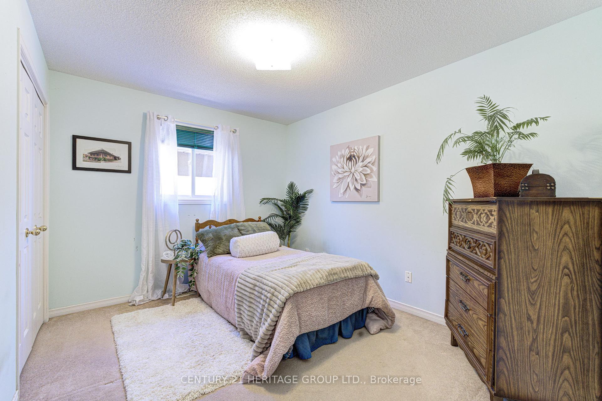 Photo 23 of 78 Sulmona Drive, Hamilton, Broughton — HOMEH