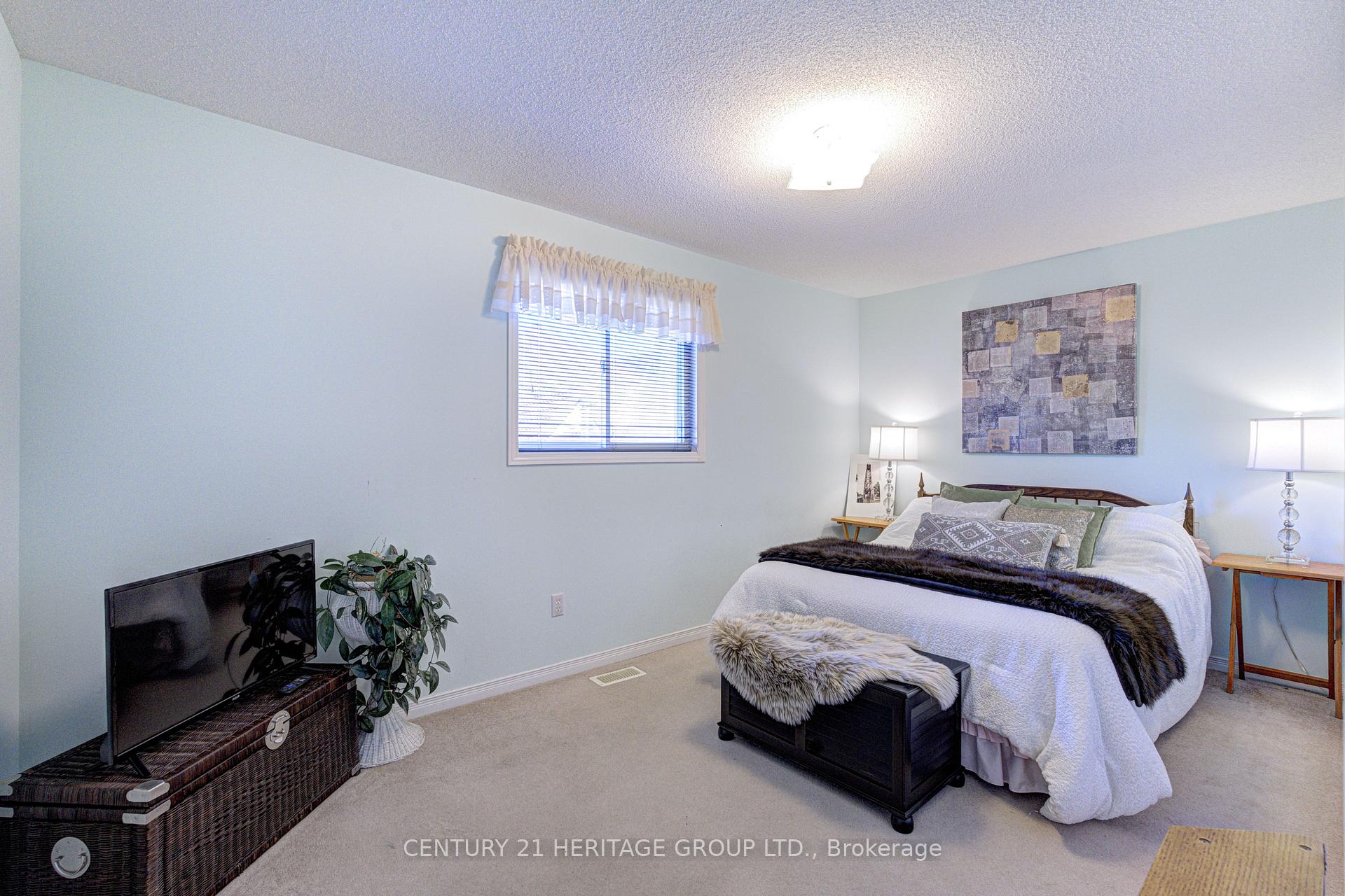 Photo 28 of 78 Sulmona Drive, Hamilton, Broughton — HOMEH