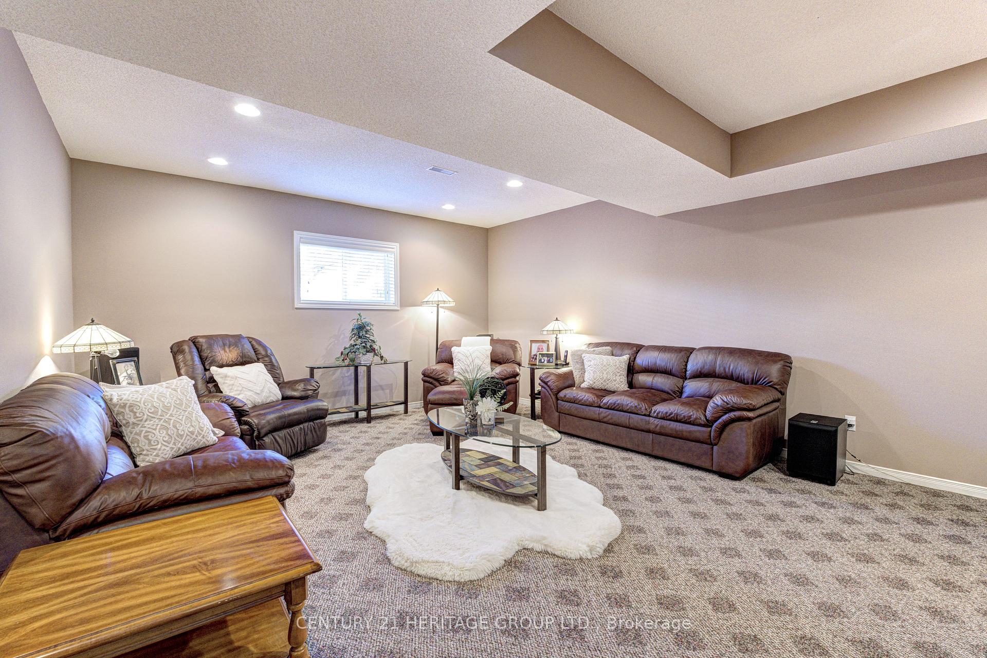 Photo 31 of 78 Sulmona Drive, Hamilton, Broughton — HOMEH