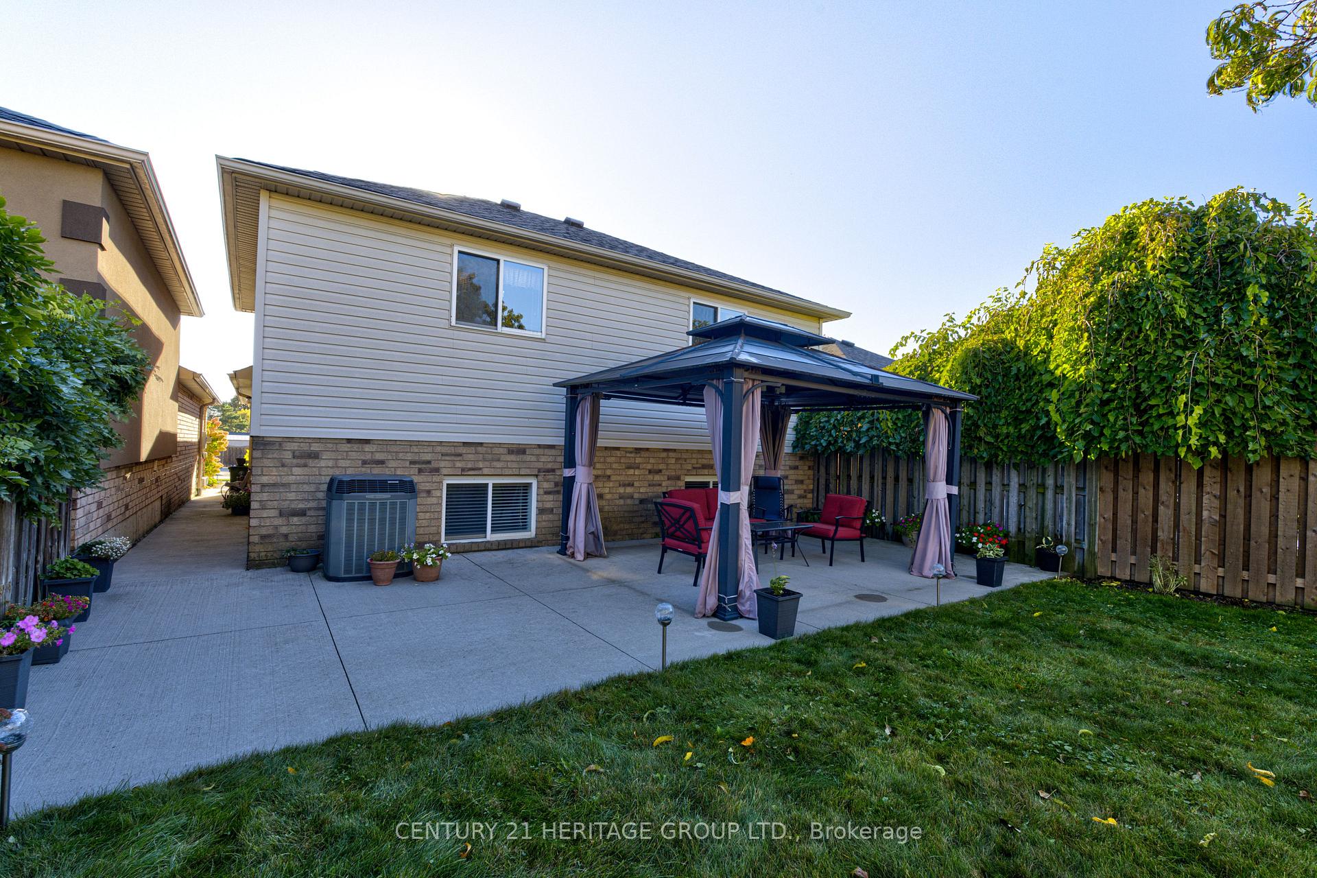 Photo 38 of 78 Sulmona Drive, Hamilton, Broughton — HOMEH