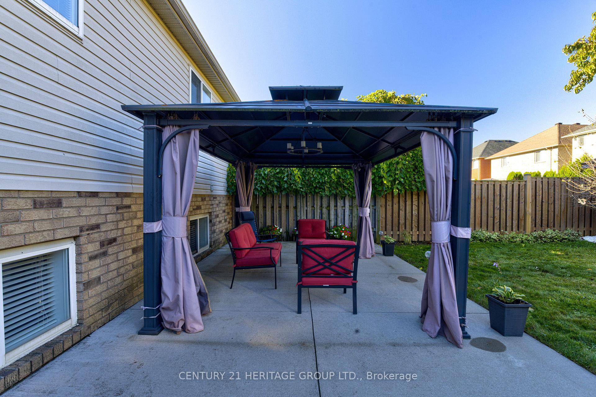 Photo 40 of 78 Sulmona Drive, Hamilton, Broughton — HOMEH