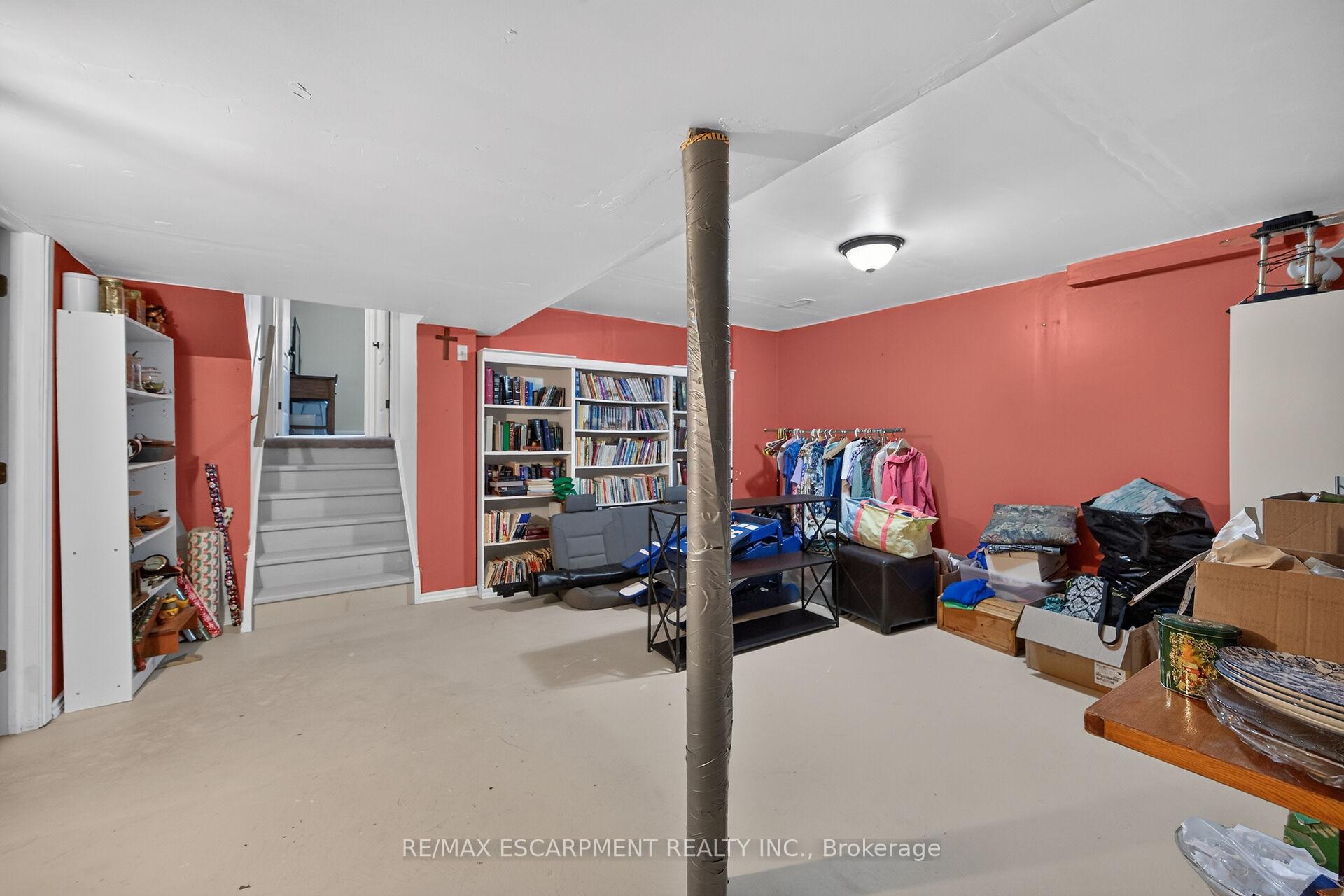 Photo 37 of 37 Glenhollow Drive, Hamilton, Stoney Creek — HOMEH