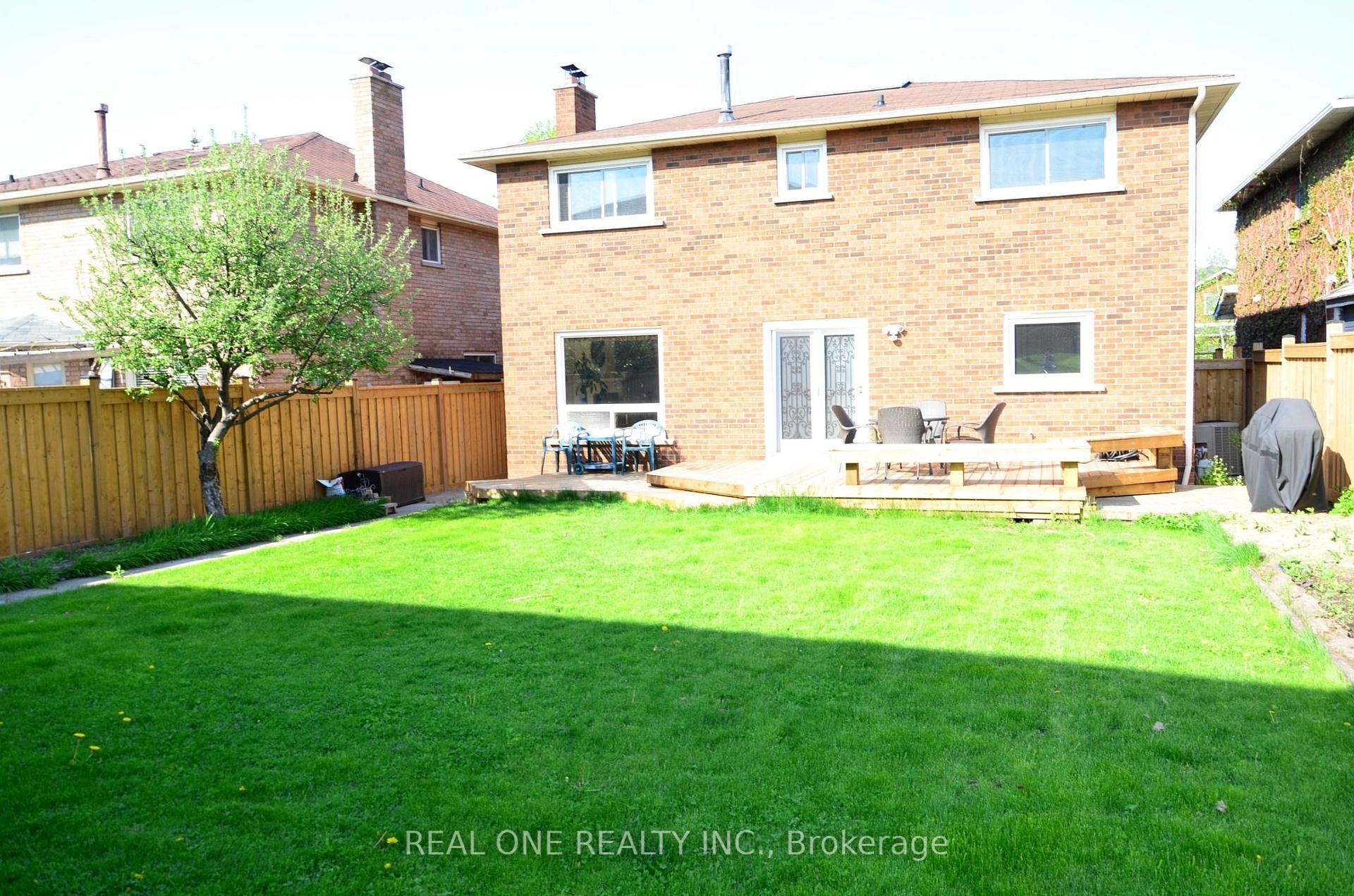 Photo 22 of 4379 Sedgefield Road, Mississauga, Central Erin Mills — HOMEH
