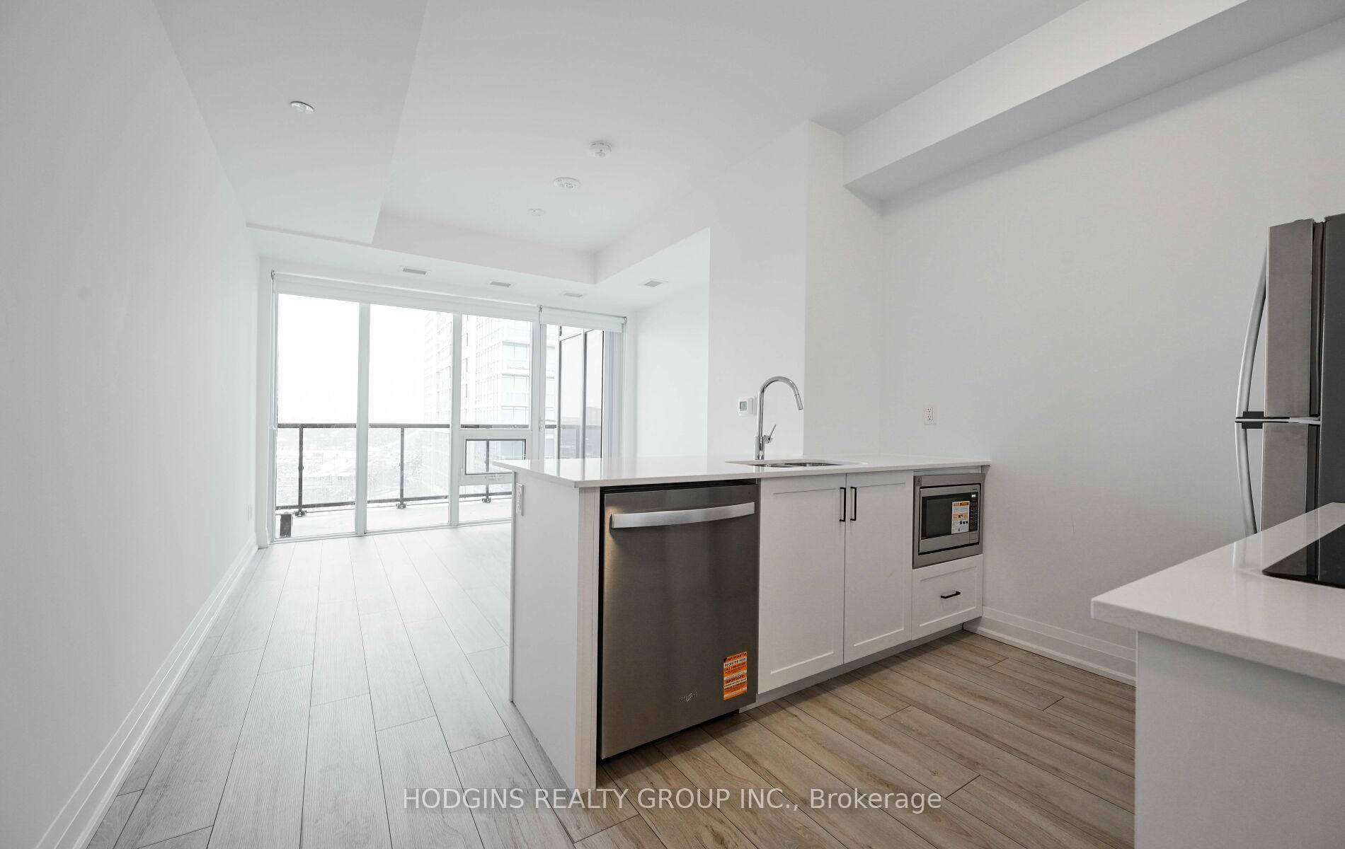 Photo 2 of Unit 1414, 1035 Southdown Road, Mississauga, Clarkson — HOMEH