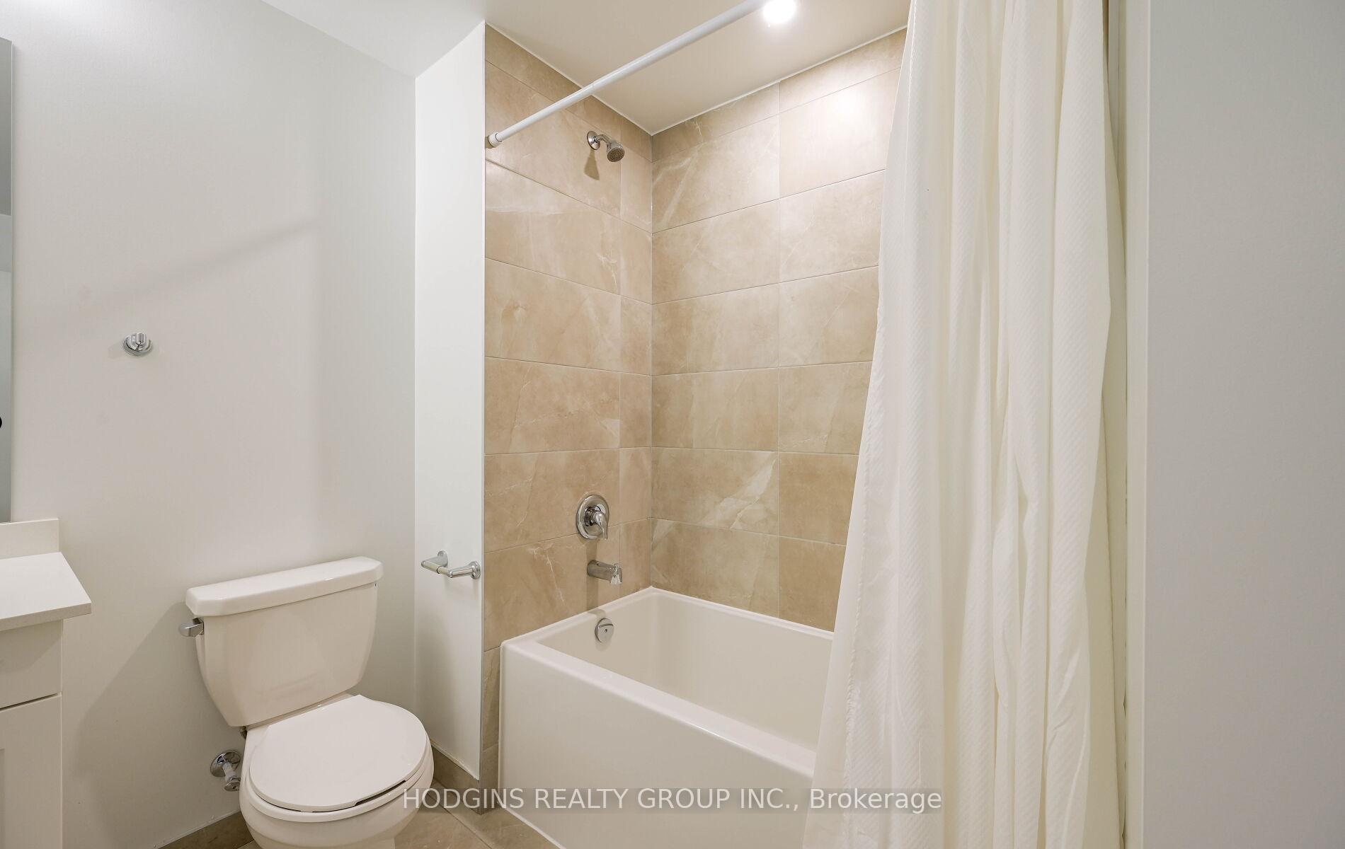 Photo 10 of Unit 1414, 1035 Southdown Road, Mississauga, Clarkson — HOMEH