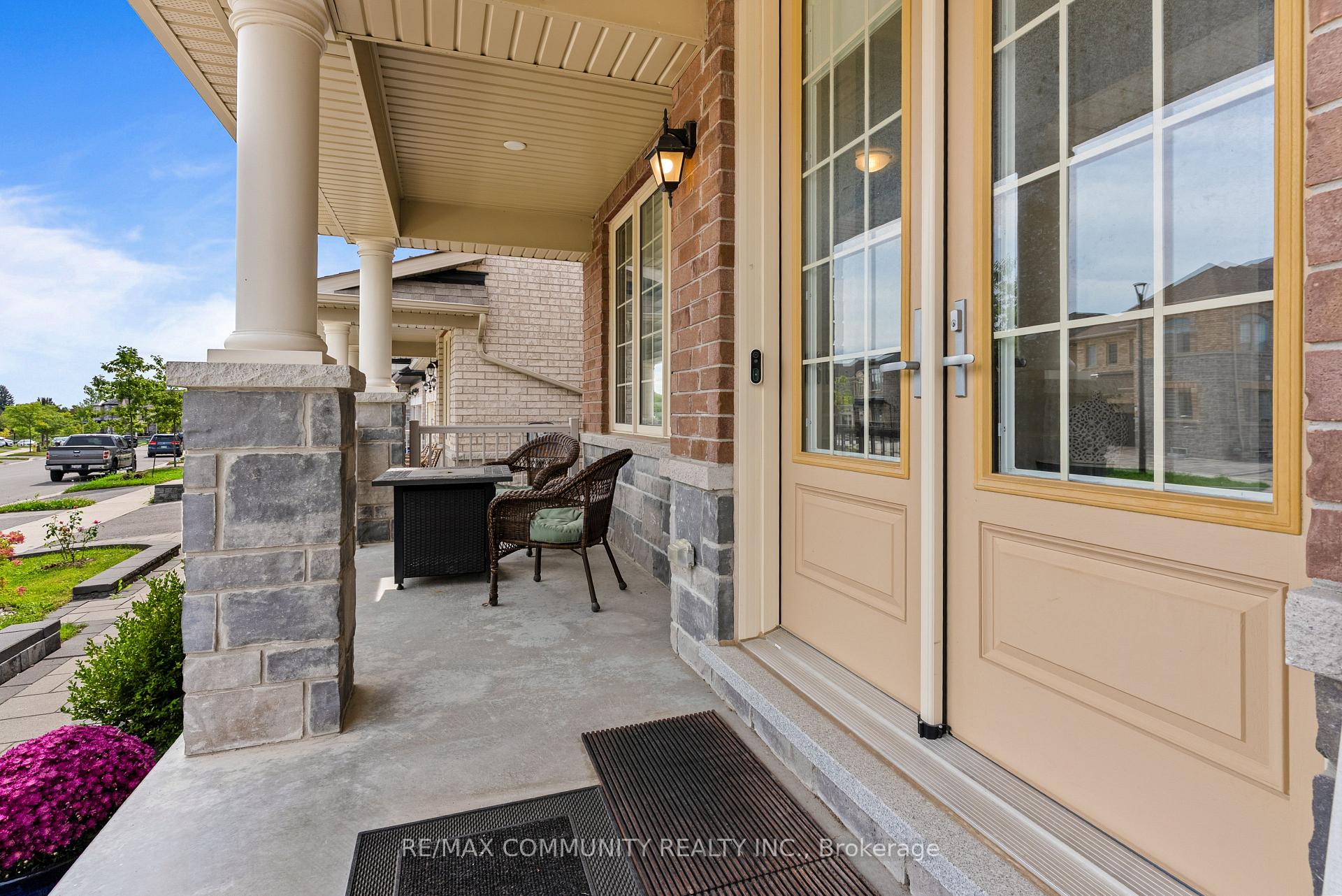 Photo 4 of 2511 Florentine Place, Pickering, Rural Pickering — HOMEH