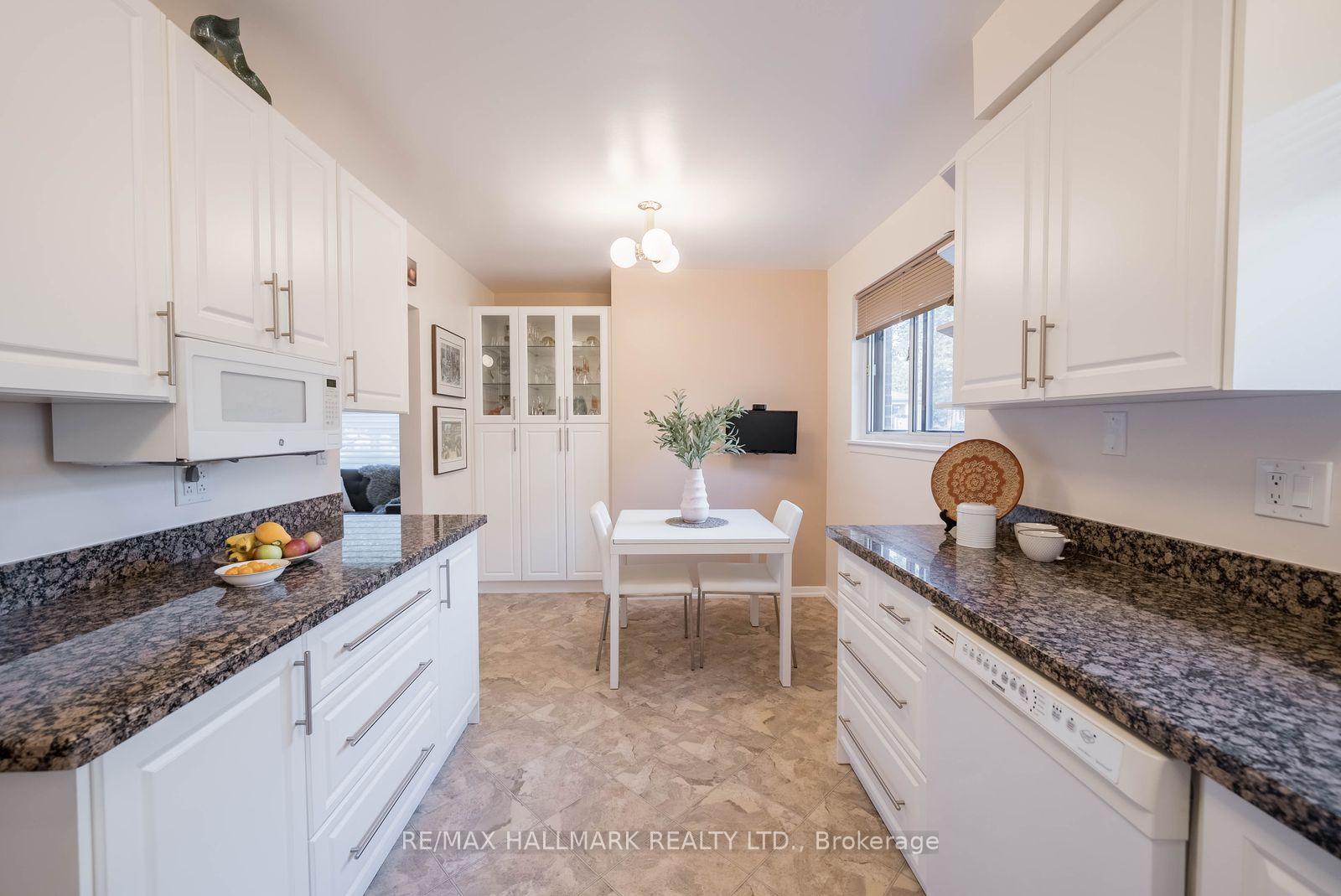 Photo 11 of 27 Pinebrook Avenue, North York, Victoria Village — HOMEH
