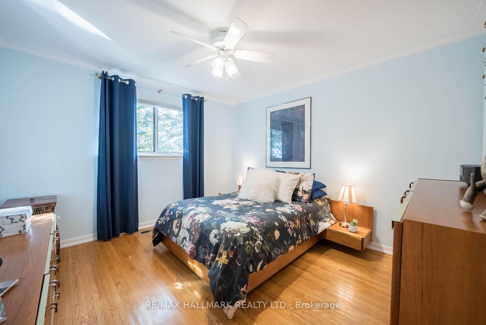 Photo 15 of 27 Pinebrook Avenue, North York, Victoria Village — HOMEH