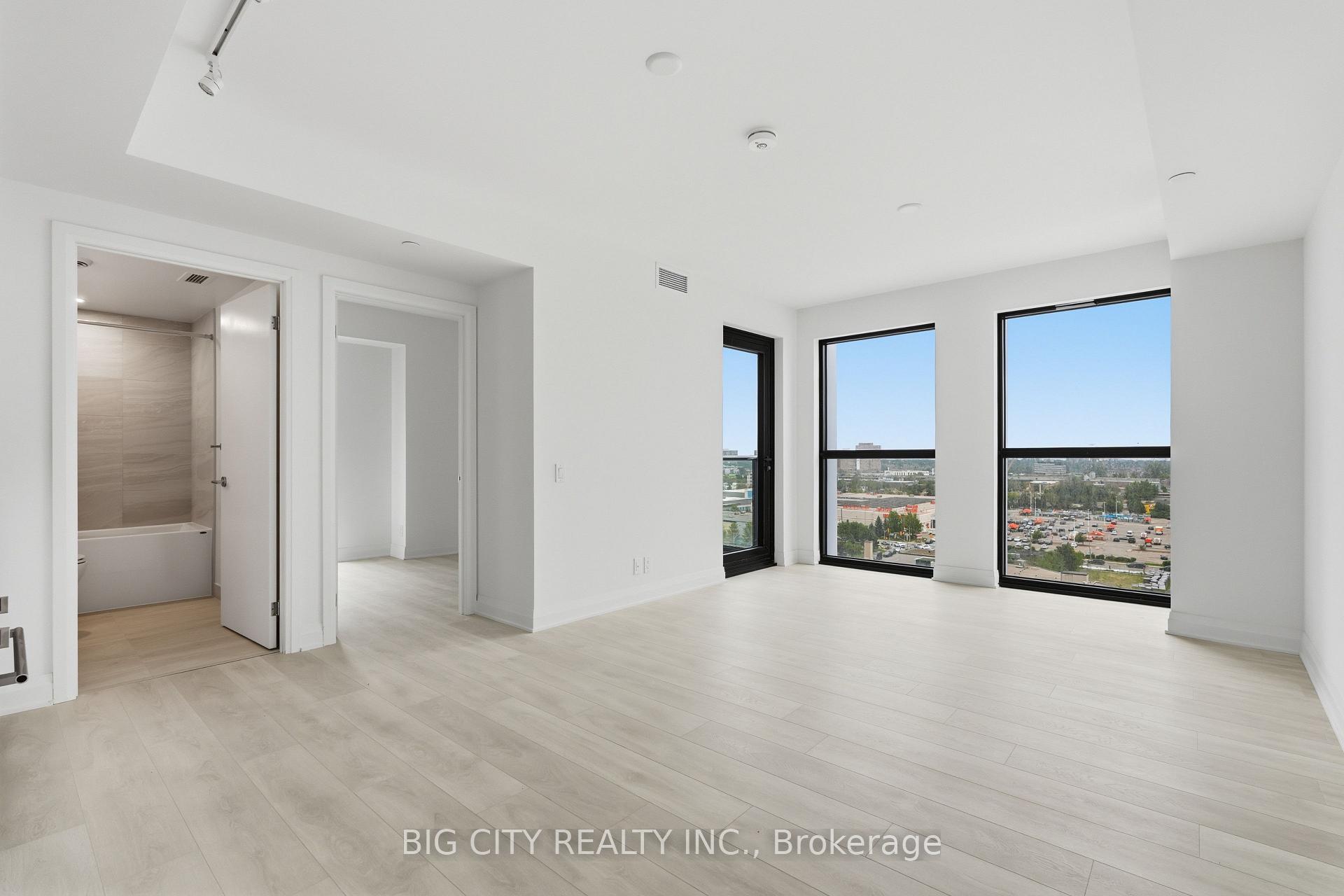 Photo 3 of Unit 1110, 25 Frederick Todd Way, Toronto, Leaside — HOMEH