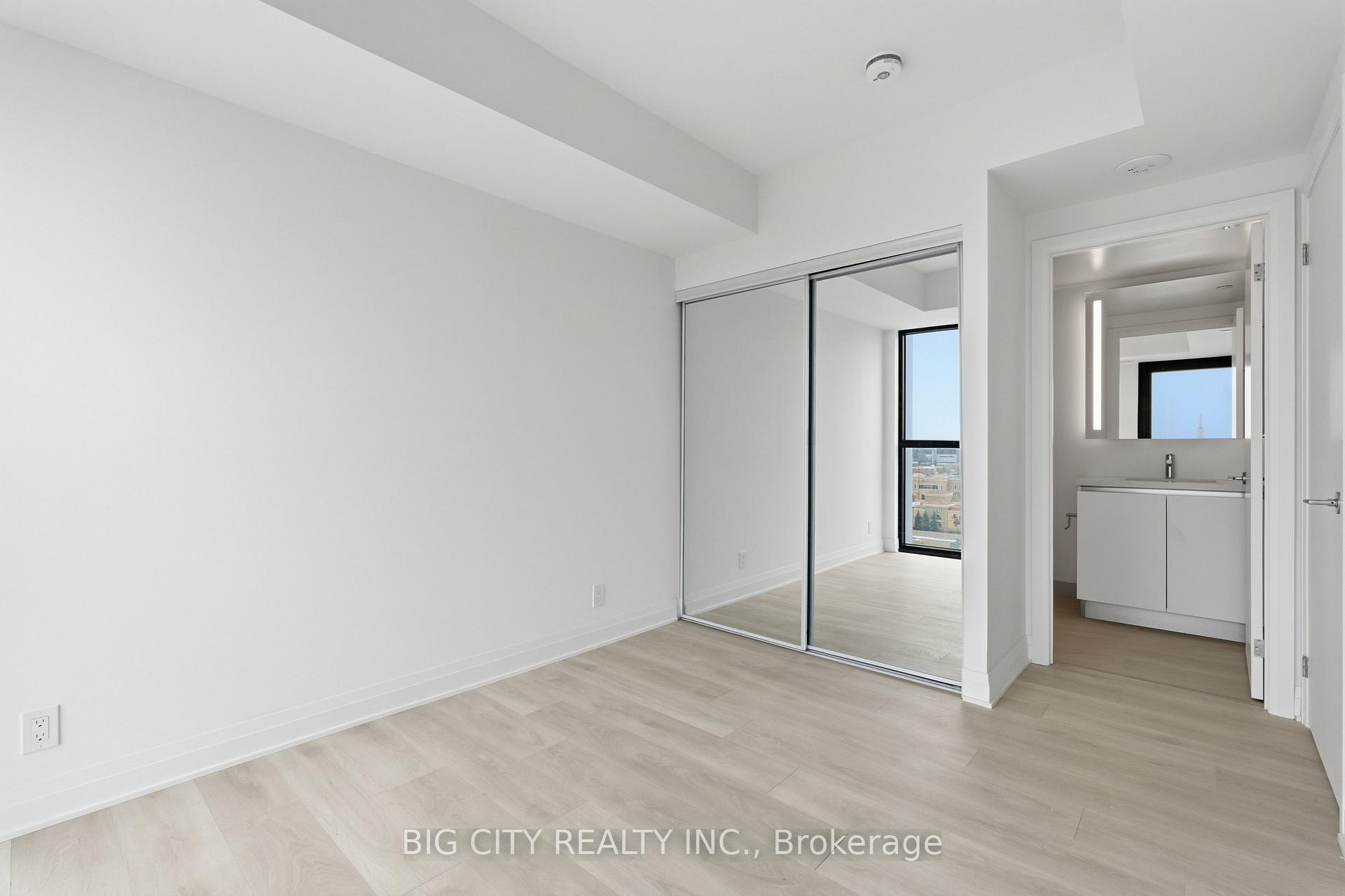 Photo 12 of Unit 1110, 25 Frederick Todd Way, Toronto, Leaside — HOMEH