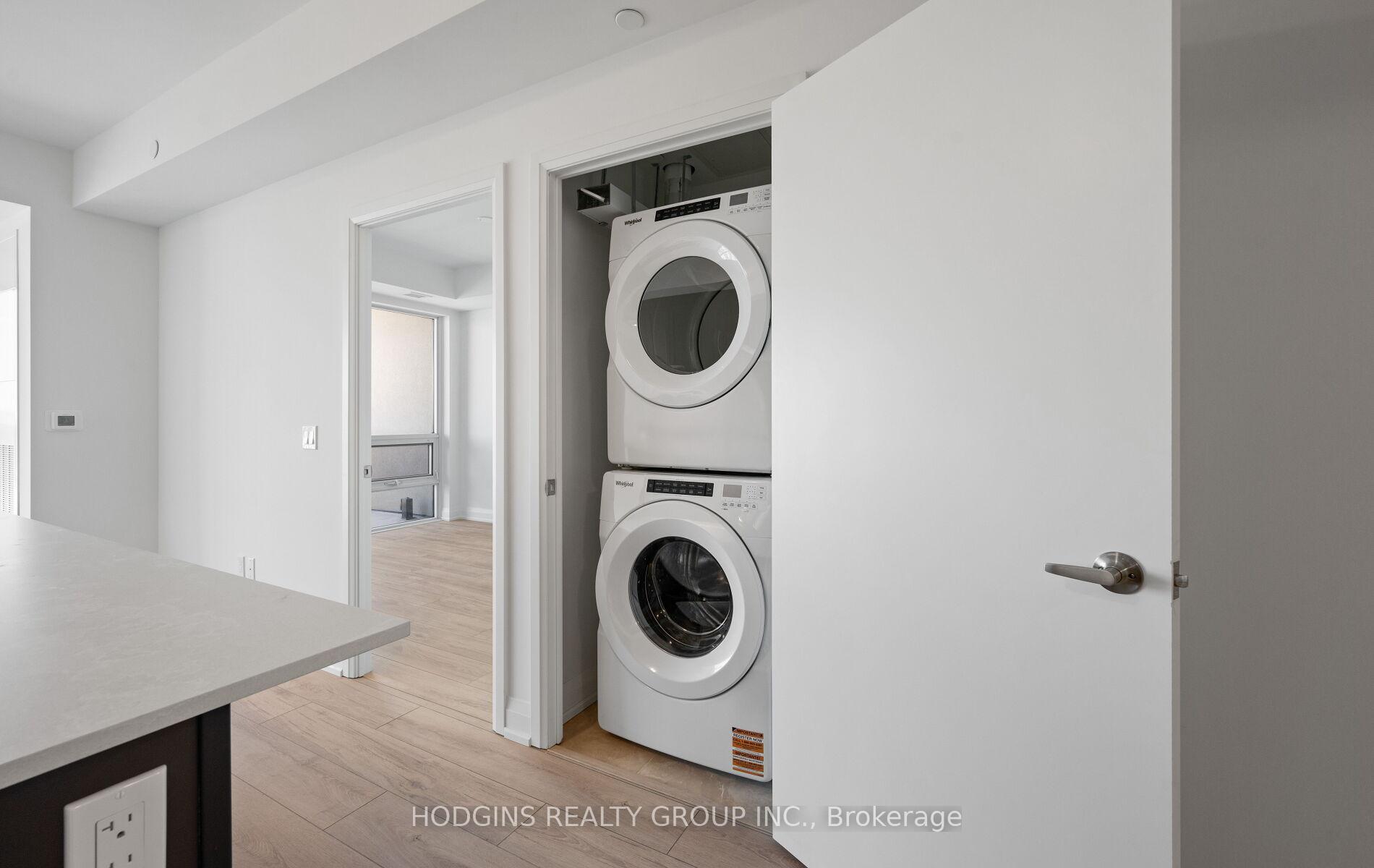 Photo 11 of Unit 612, 1035 Southdown Road, Mississauga, Clarkson — HOMEH