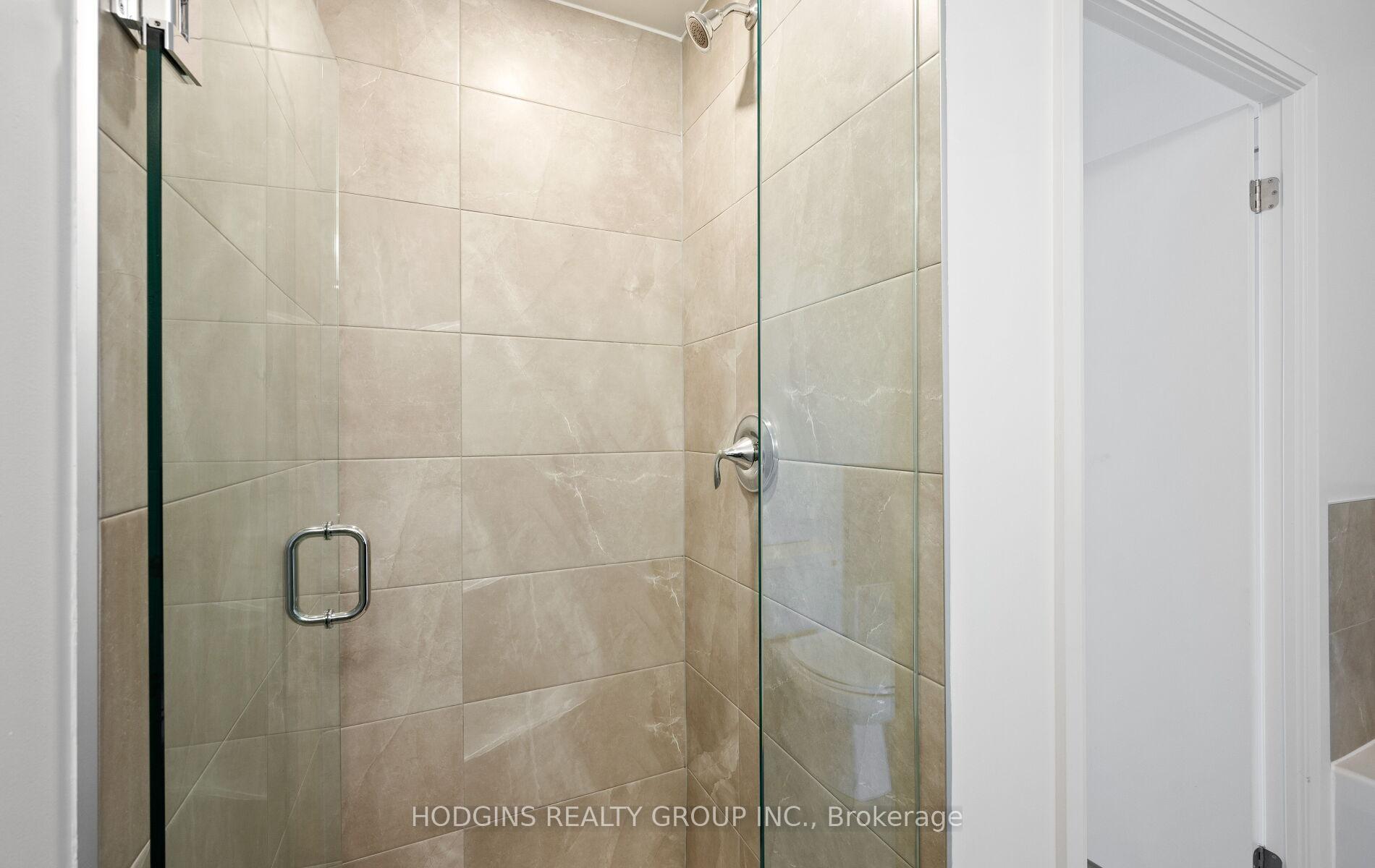 Photo 18 of Unit 612, 1035 Southdown Road, Mississauga, Clarkson — HOMEH