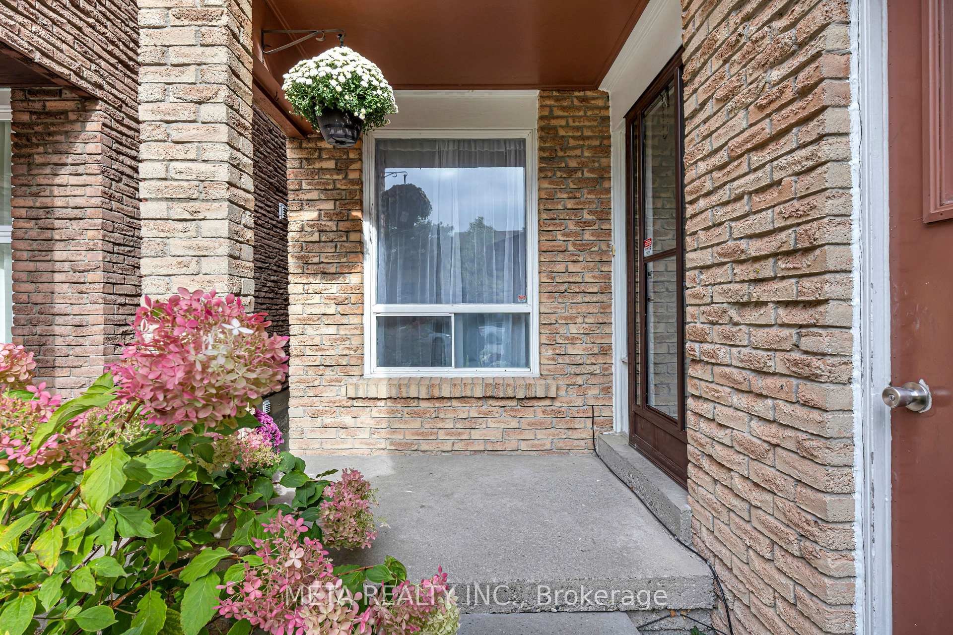 Photo 3 of 152 Generation Boulevard, Scarborough, Rouge — HOMEH