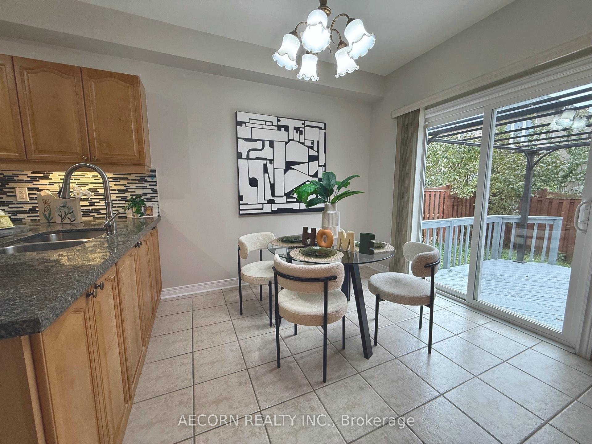 Photo 16 of 62 Macedonia Court, Newmarket, Summerhill Estates — HOMEH