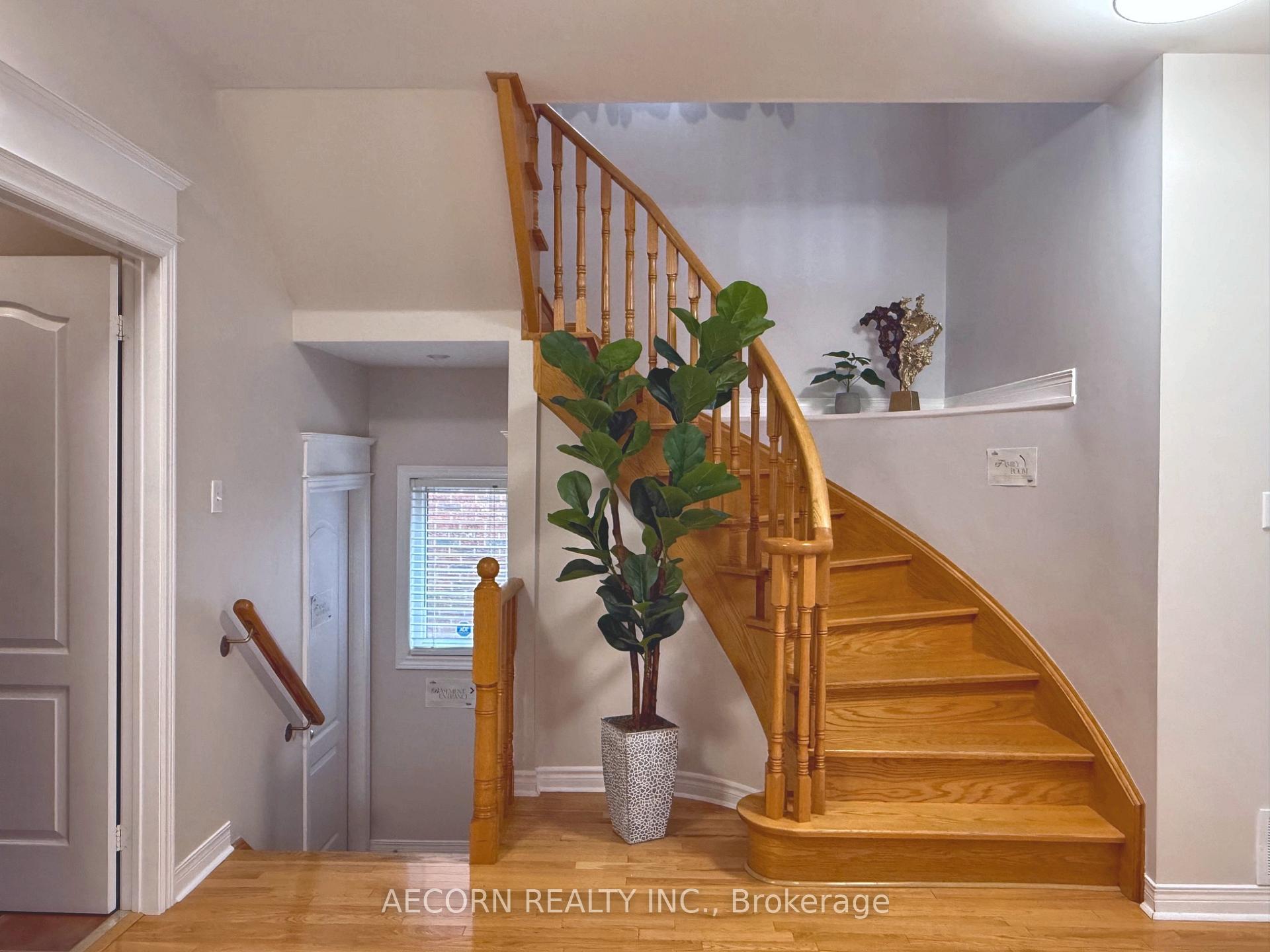 Photo 20 of 62 Macedonia Court, Newmarket, Summerhill Estates — HOMEH